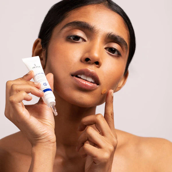 CLEAR-CELL-CLARIFYING-ACNE-SPOT-TREATMENT-PDPR07_600x_7b5a8e57-63a2-494d-b2c6-902567301f5c_600x.png
