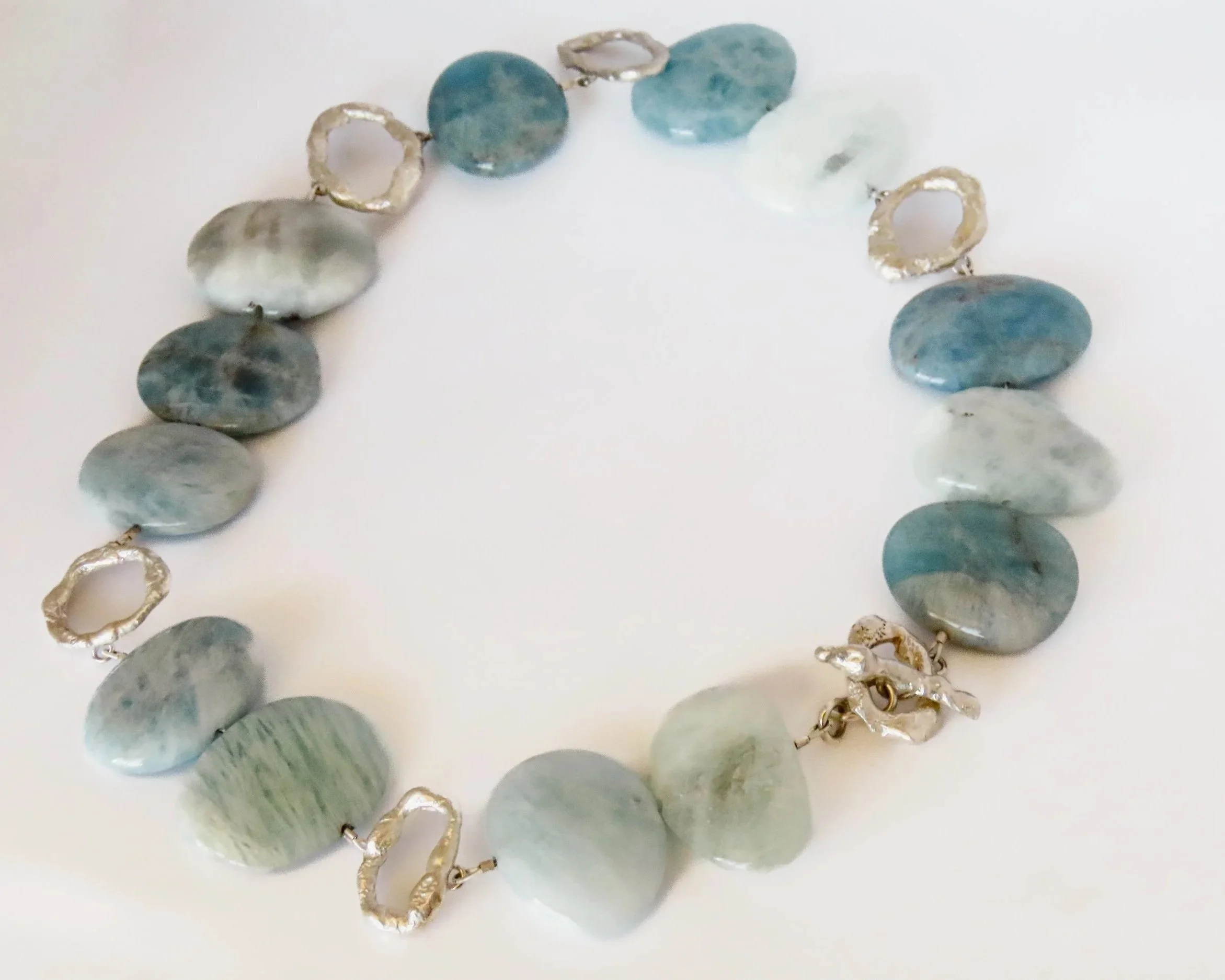 Aquamarine+and+organic+silver+links.jpg