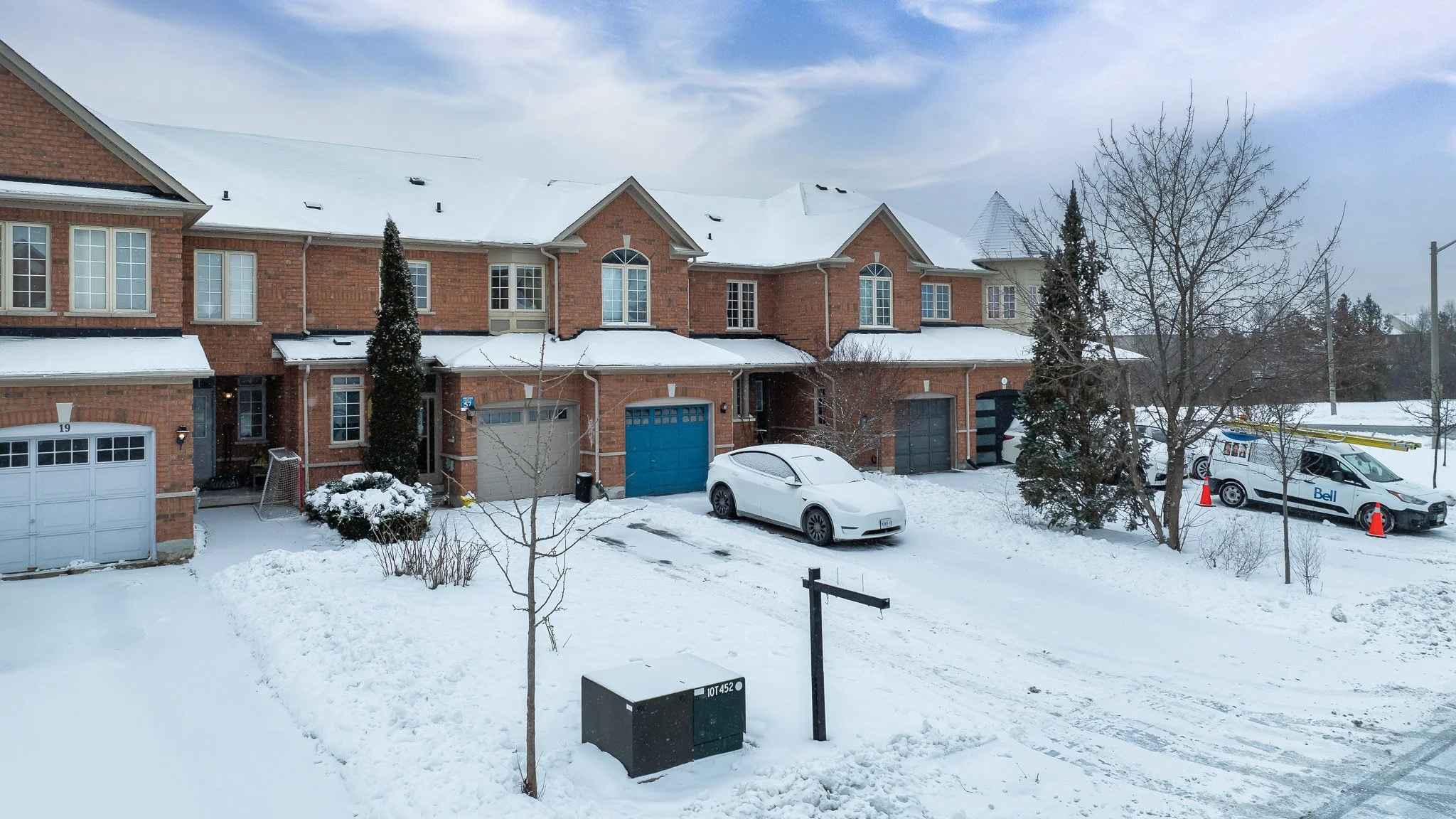 17 Venture Avenue Richmond Hill Ontario