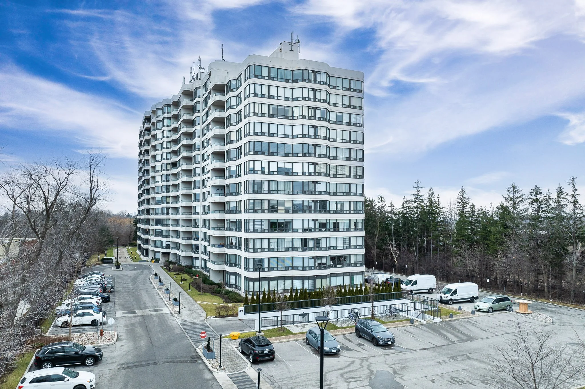 311 - 8501 Bayview Avenue Richmond Hill, Ontario