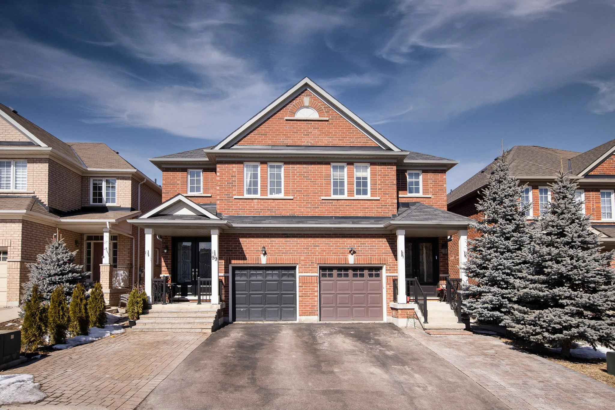 99 Westolivia Trail Thornhill