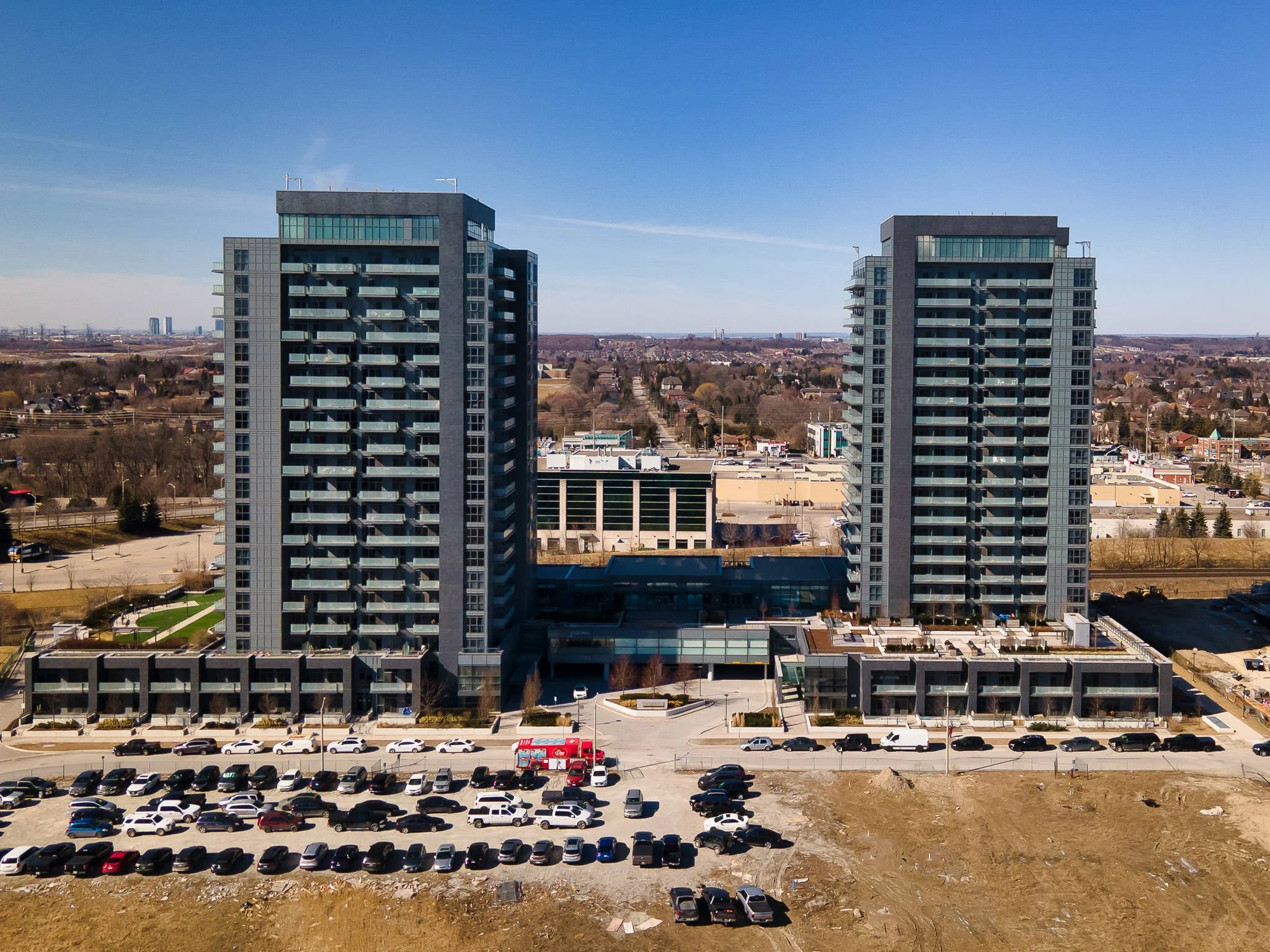 LPH07 - 65 Oneida Crescent Richmond Hill