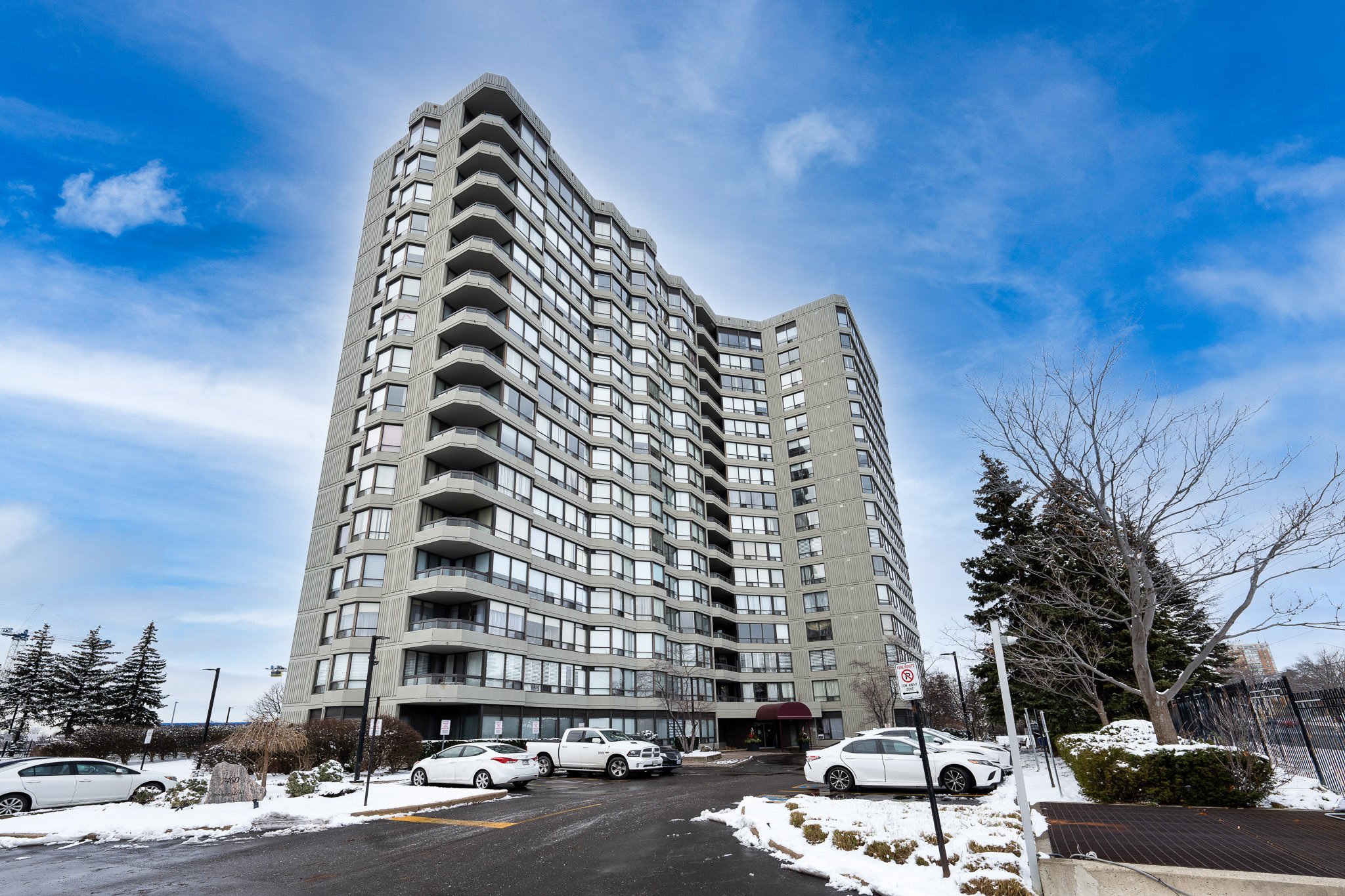 307 - 7460 Bathurst Street Thornhill