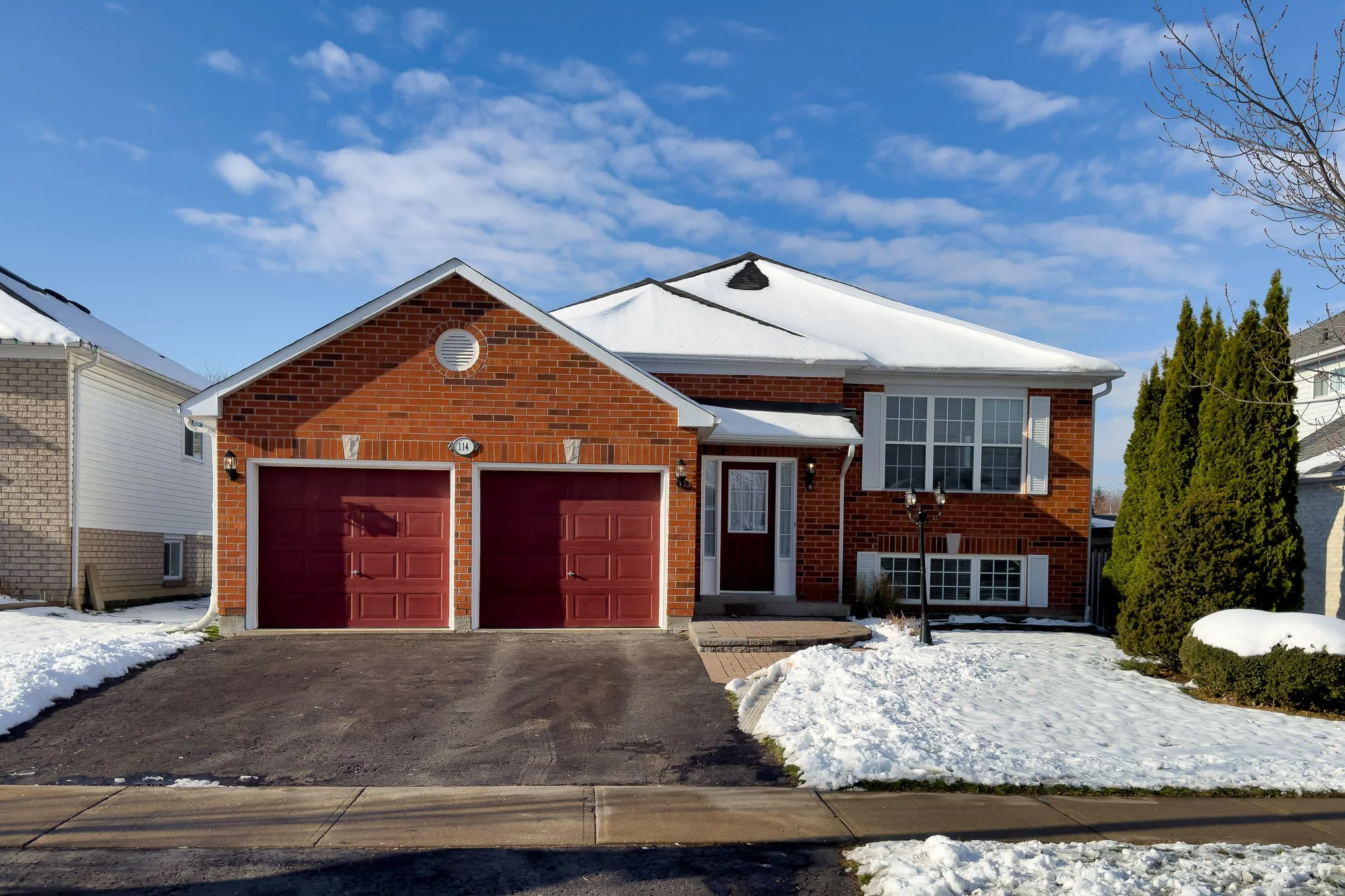 144 Leggott Avenue Barrie