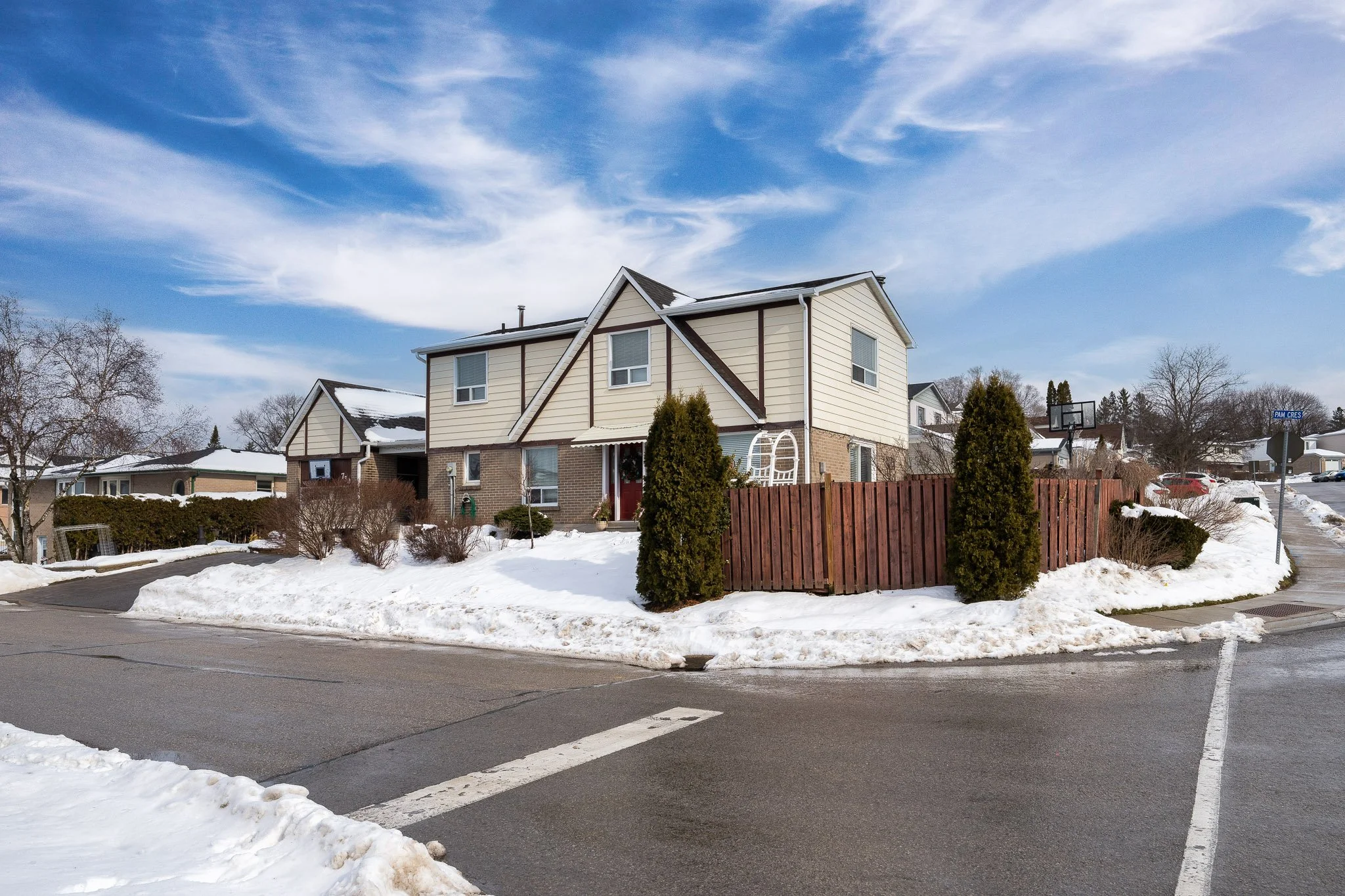 730 Pam Crescent Newmarket