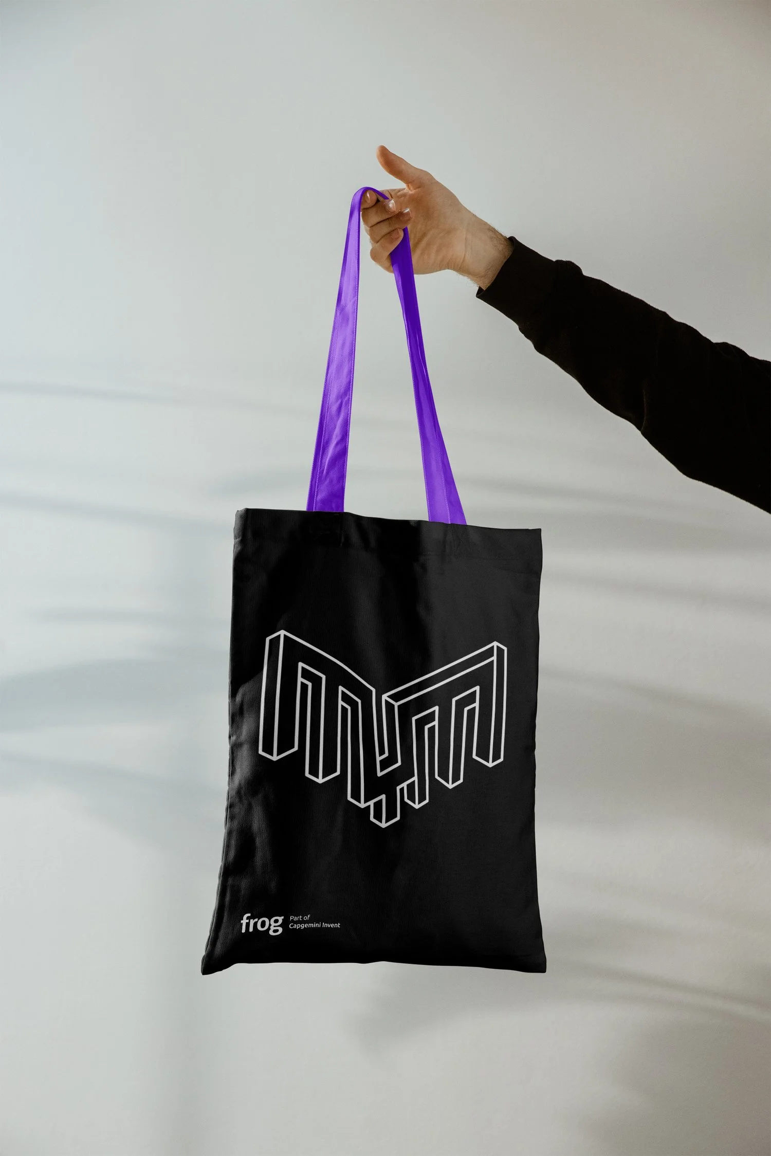 21-Marketing-Graphic-Design-USA-Tote.jpg