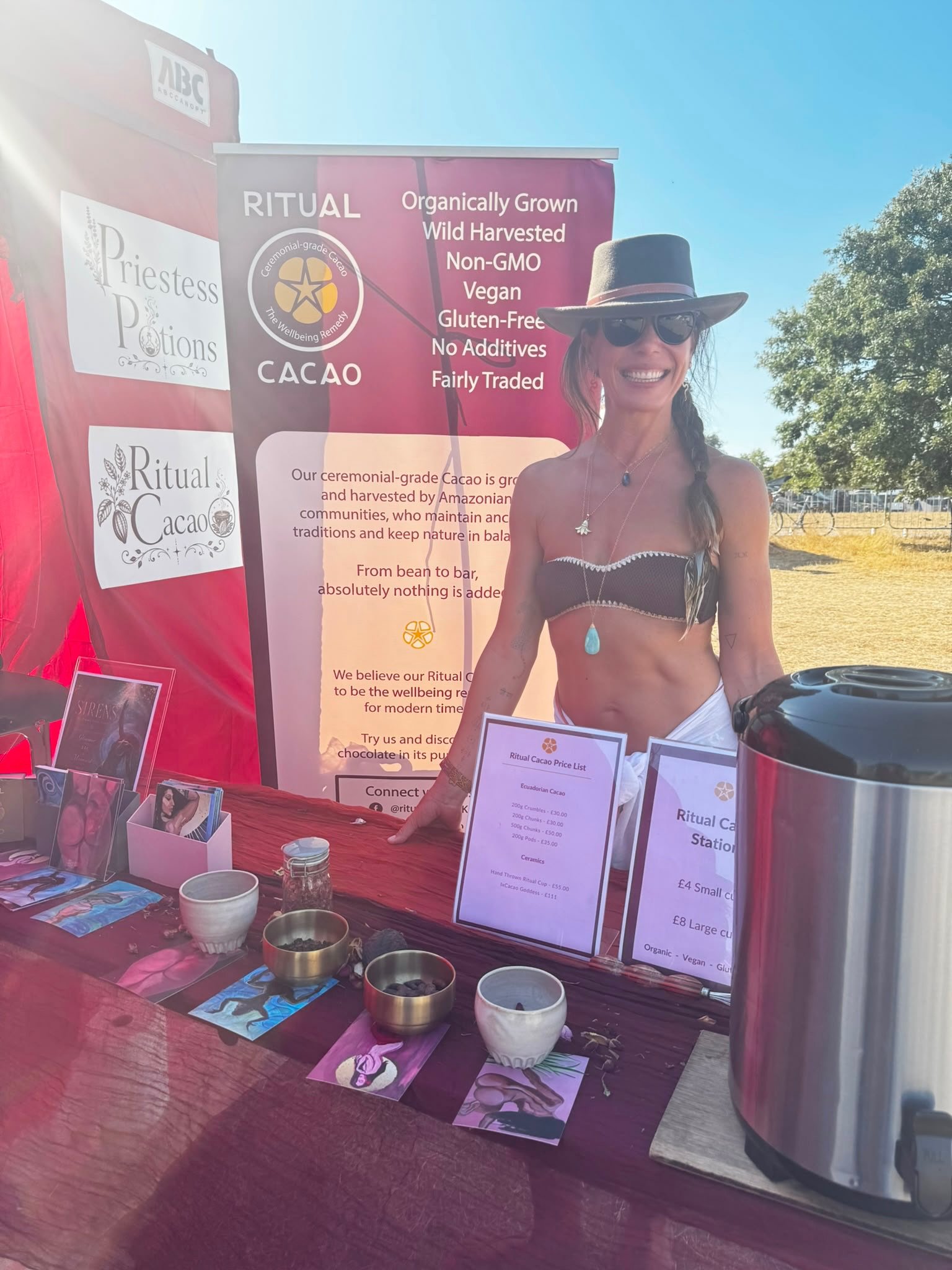 Ritual Cacao @ritual_cacao at @medicinefestival 🤎

This sun! This wind! Wow it&rsquo;s been a crazy beautiful and challenging way to serve my favourite cacao! After day 1 in 37&deg; heat it became clear we needed to embark on a serious ice mission!!