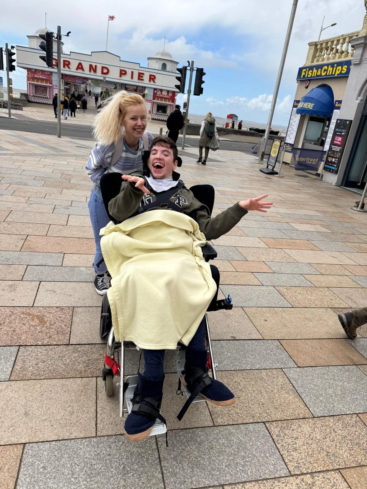 Supporting independence and quality of life after a brain injury through case management and care