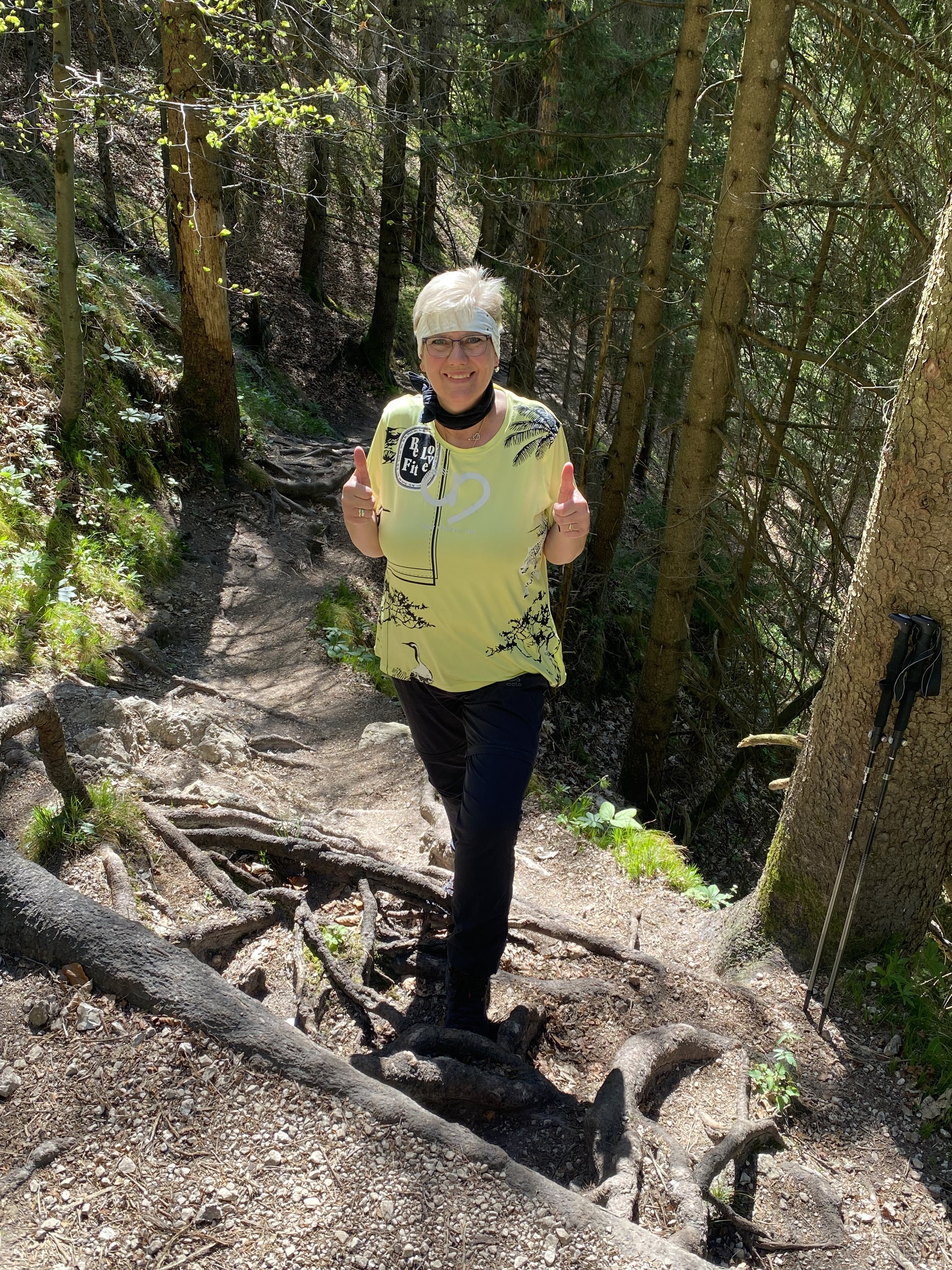 Christine Hörak – Ich gehe gerne wandern und ins Fitnessstudio. Das macht Spaß und die Natur ist eine erholsame Umgebung, in der man Kraft tanken kann.