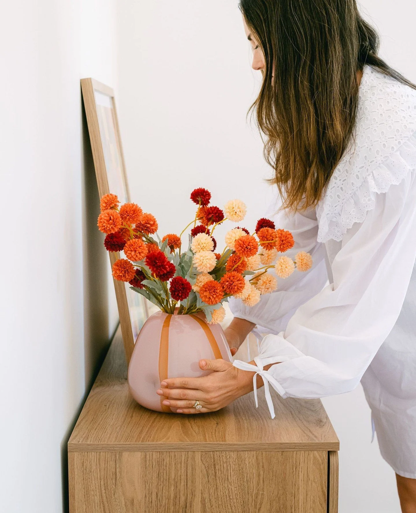 It&rsquo;s the little touches that make your stay with us feel extra special. Beautiful styling, wine, and chocolate waiting for you on arrival, so you can settle in and feel right at home 🍷