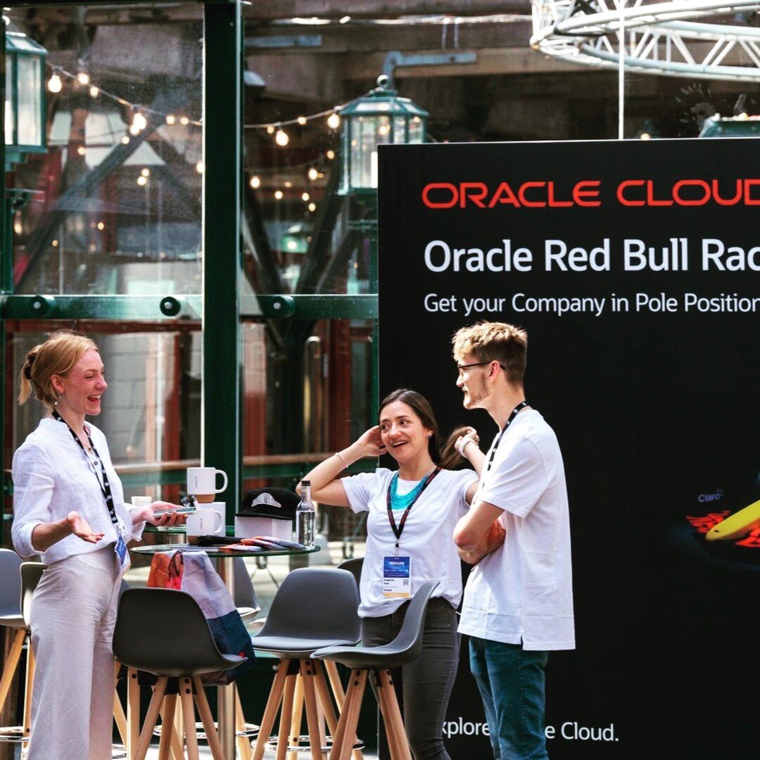 We're really pleased to share that Lily has rejoined us at GLS, here she is starting where she left off with our friends at Oracle at Tobacco Dock London for Tech Live London! 

#fcovid #team #rebuilding #GLSDesign #Oracle #London #tech #projectmanag