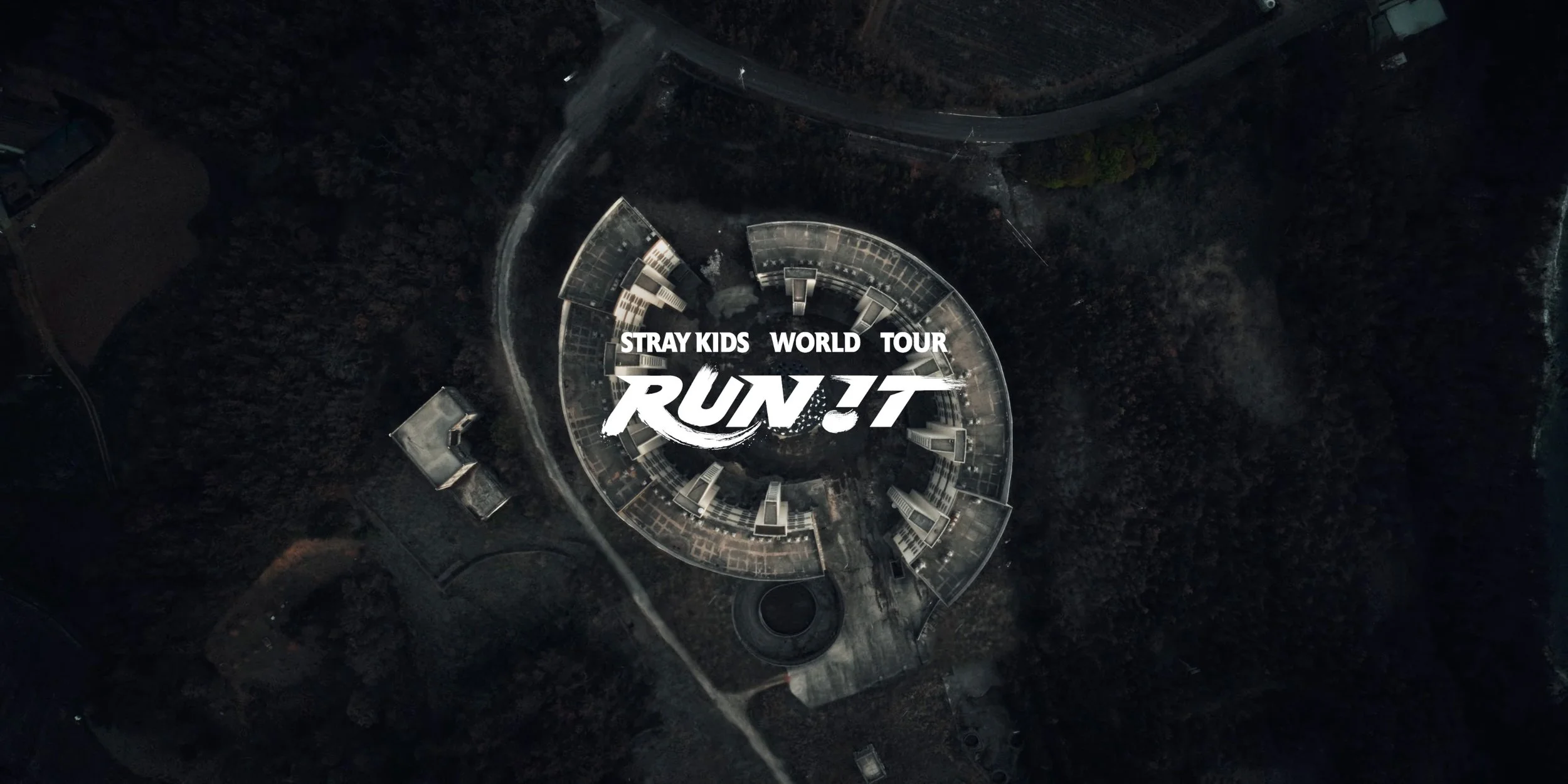 Stray Kids《 RUN IT 》Music Video