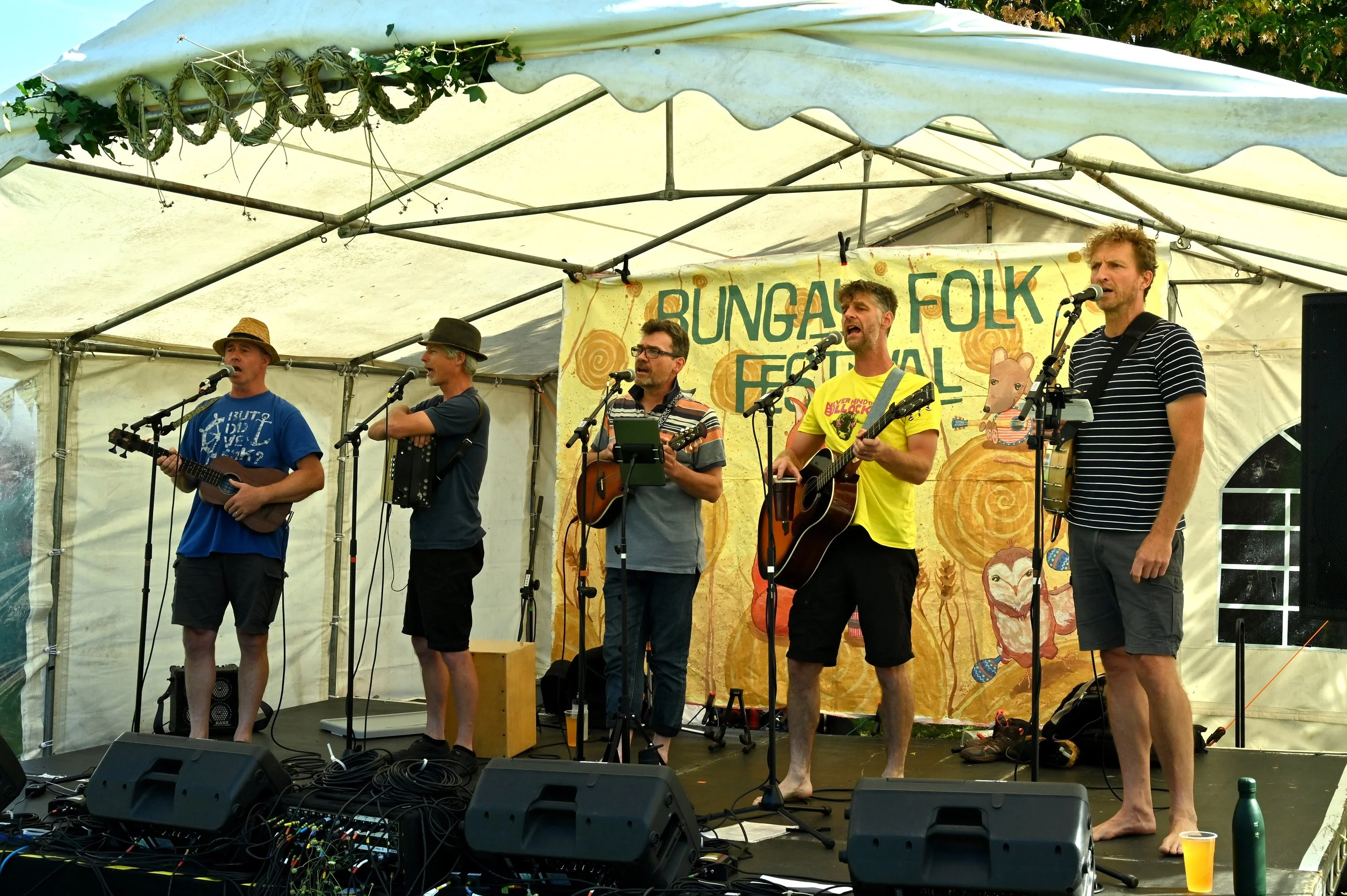 Rattlebox_2025-09-07_Picnic (4).JPG