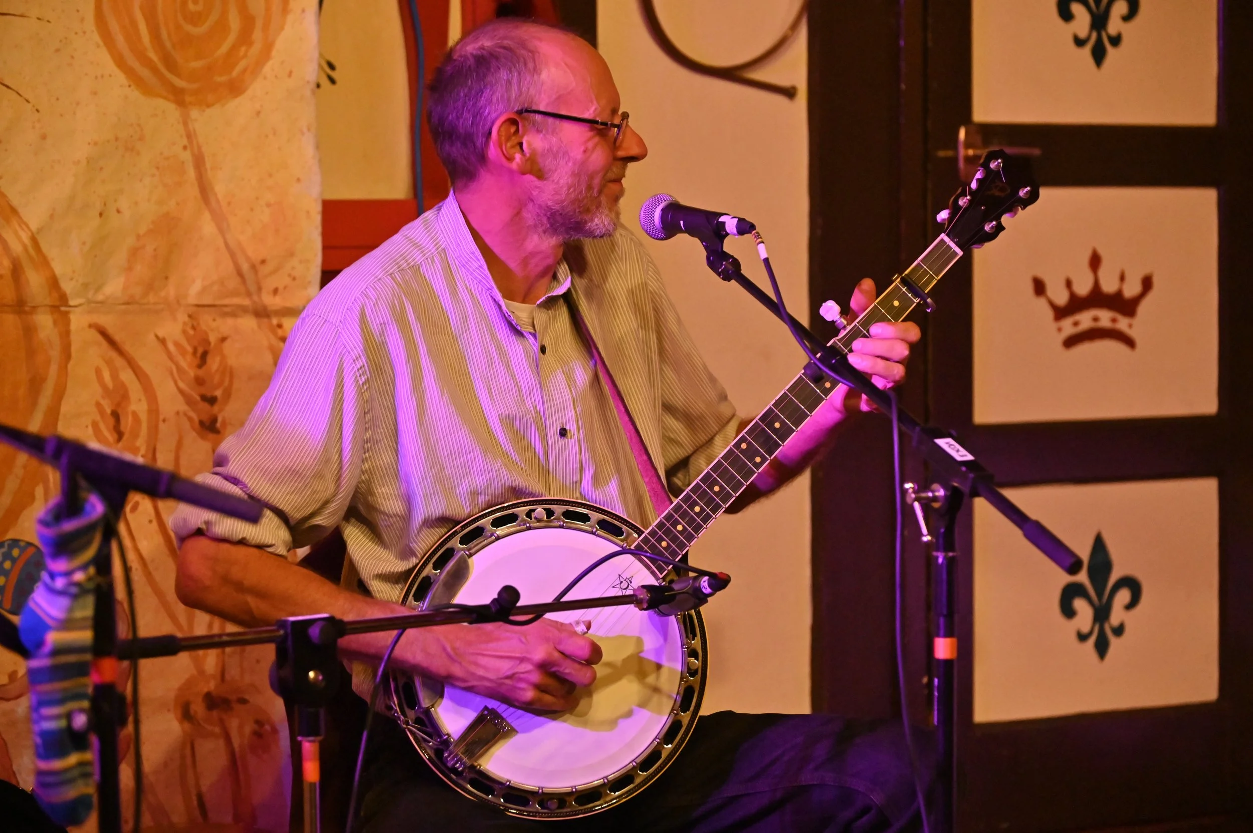 Shuqroots_2025-09-05_Three Tuns (15).JPG