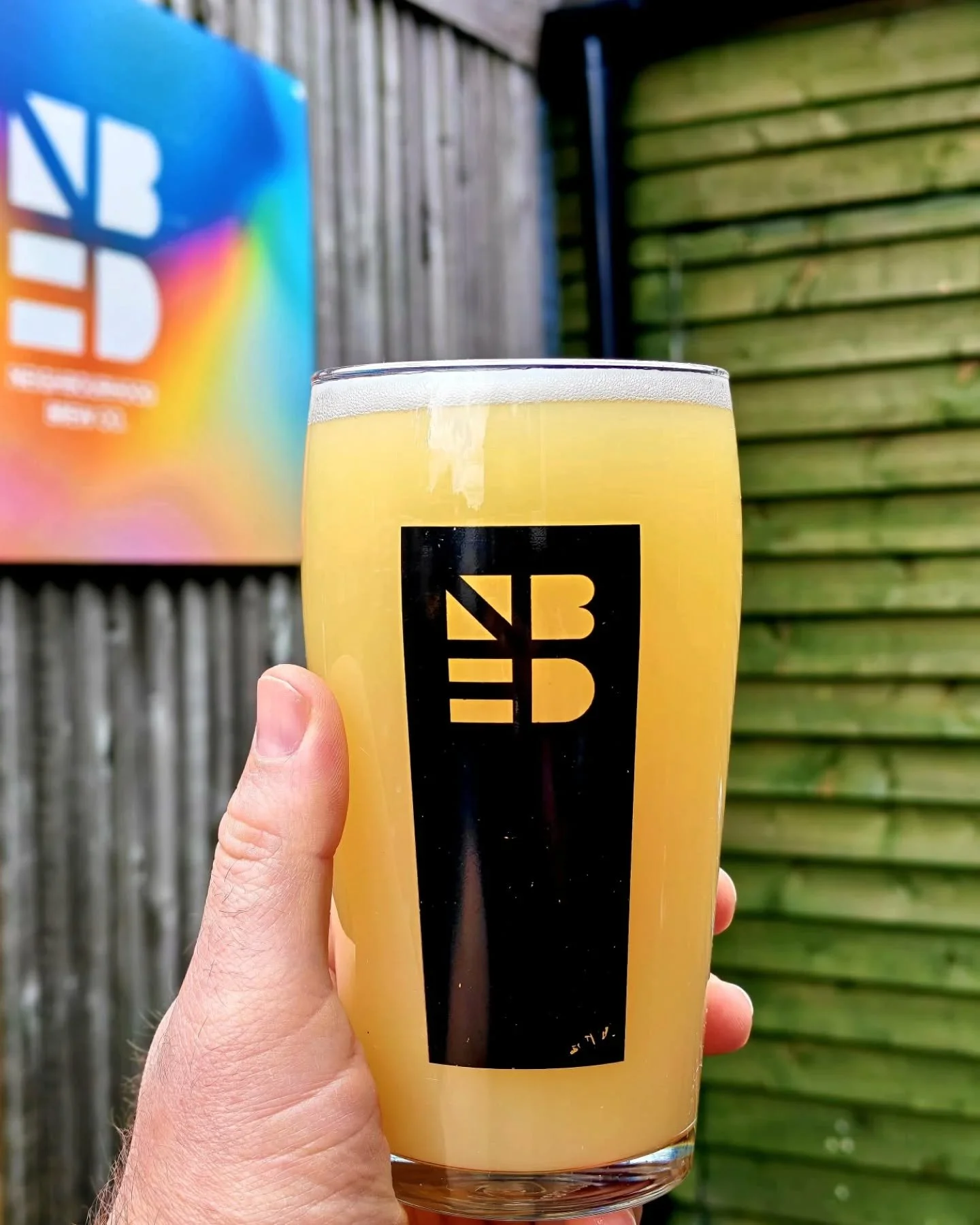 // THESE DAYS // 4.5%

Check out our new New Zealand Pale 🍑

One of our fave styles to brew, packed with Nelson Sauvin and Wakatu for crushed gooseberry and lime notes on the nose, peach and stone fruit on the palette 😘👌

Super freshing, and sessi