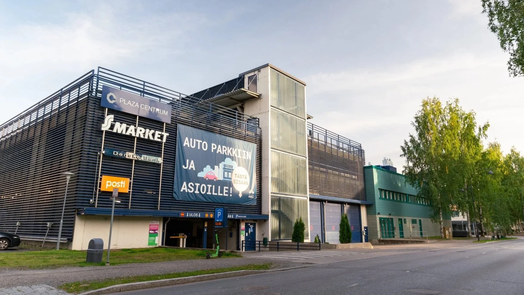 Joensuun Plaza Centrum -kauppakeskus ulkoapäin