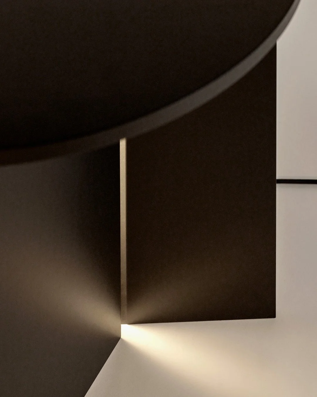 Ecom_ A8521380B_04.jpg