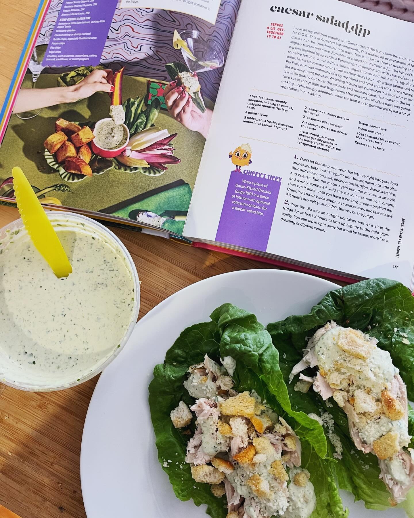 I ate SO MANY subpar chicken Caesar wraps in college. Wish I could go back and give bb Tara these chicken lettuce wraps with Caesar salad dip from @alysewhitney&rsquo;s #bigdipenergycookbook. 📖 Big Dip Energy is out TODAY and it&rsquo;s the most fun