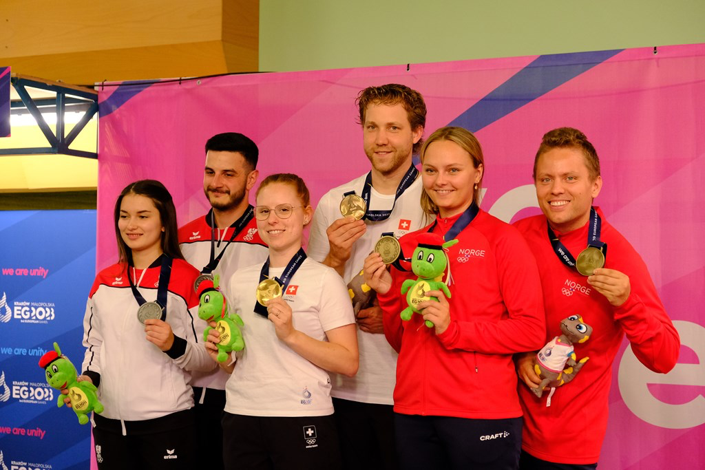 Ny medalje i 50 meter MIX til Jenny og Simon
