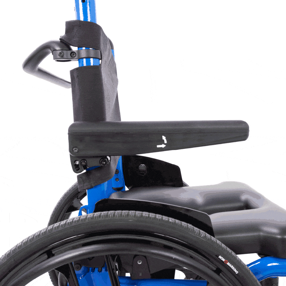 Man wearing a Virtual Reality headset walking on a treadmill with his arm pointing ahead