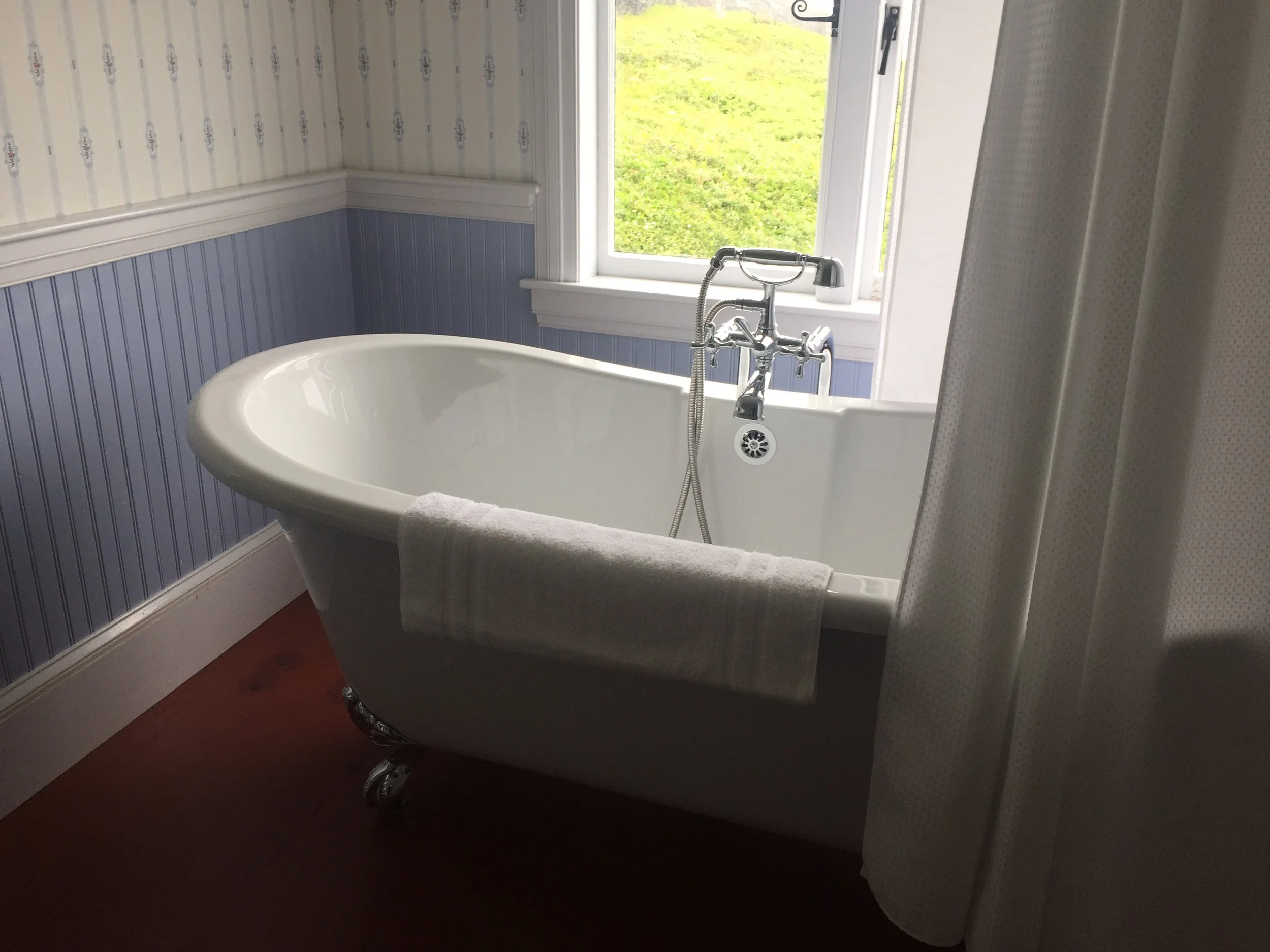 The Aurora Night Ritual, Cleanse. Nourish &amp; Restore with Newfoundland Skincare While You Sleep