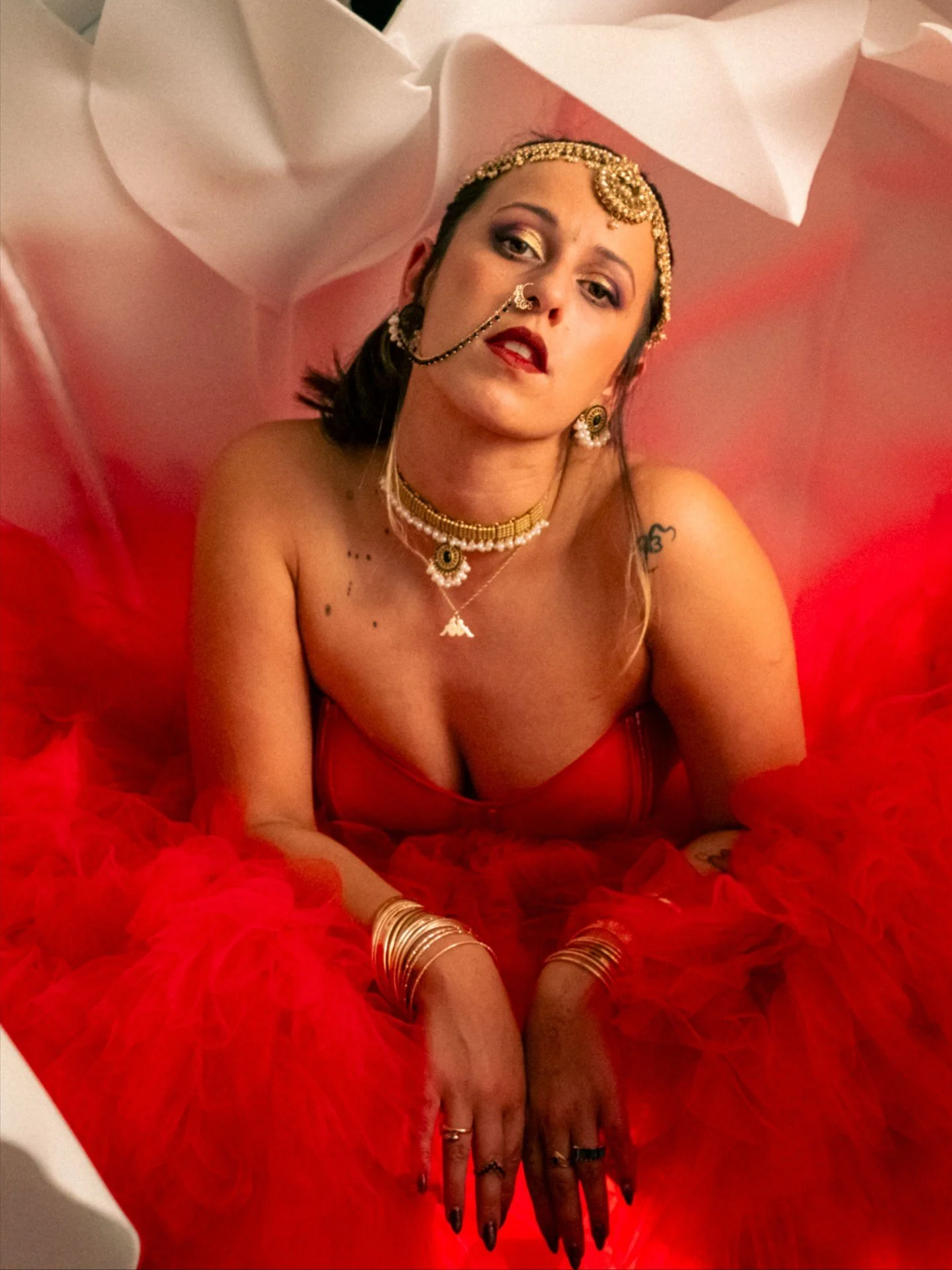 Coming soon to Soundhouse Winter Fest, Bee Asha (@bee.asha.bish) is a genre blending spoken word artist, rapper and singer 🌟 Expect raw storytelling, playfulness and a rollercoaster of emotions...

Dubbed one of the most interesting creatives in Sco