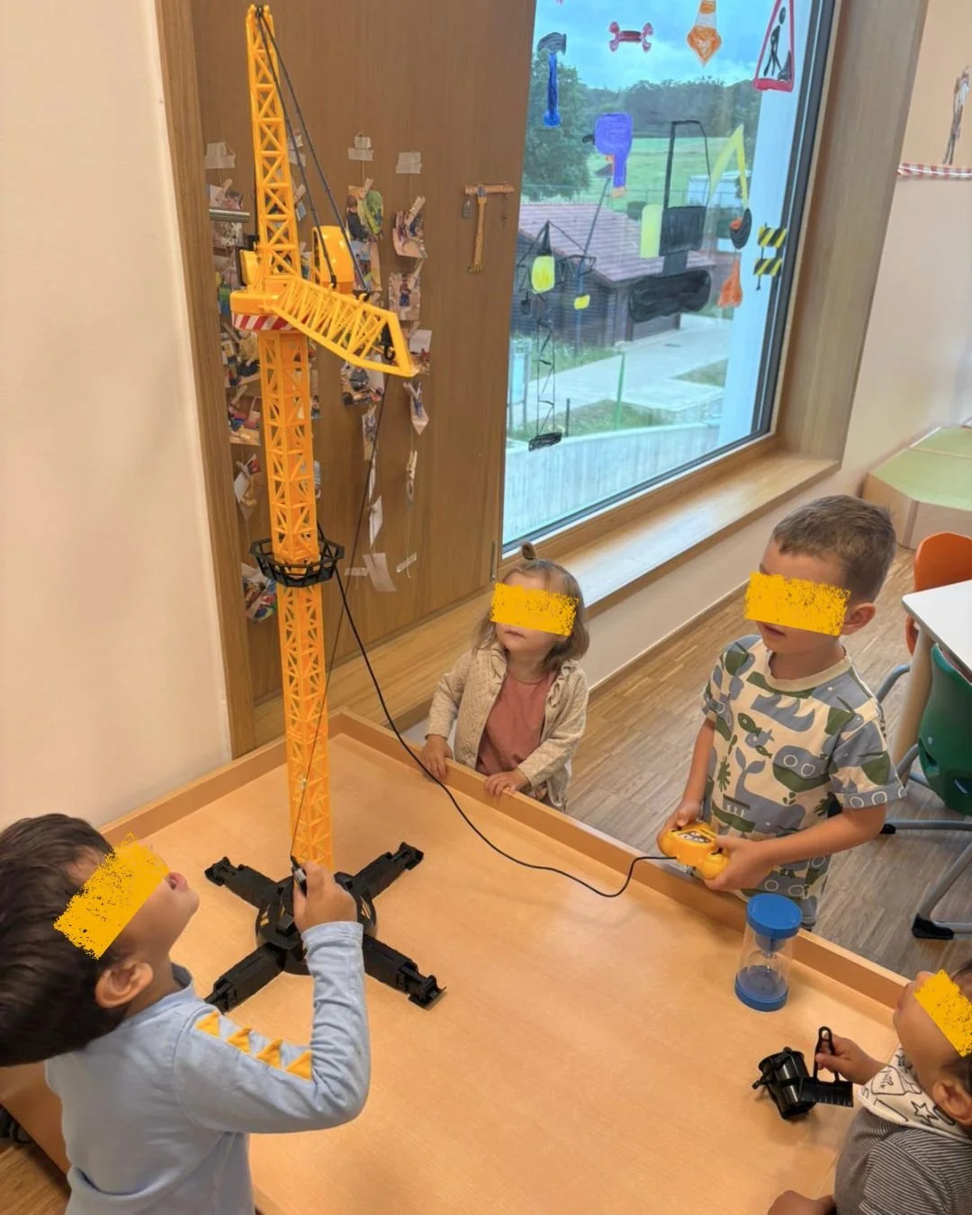 Mes premiers pas vers l'école : Une transition douce à la Crèche Les Mousquetaires de Leudelange