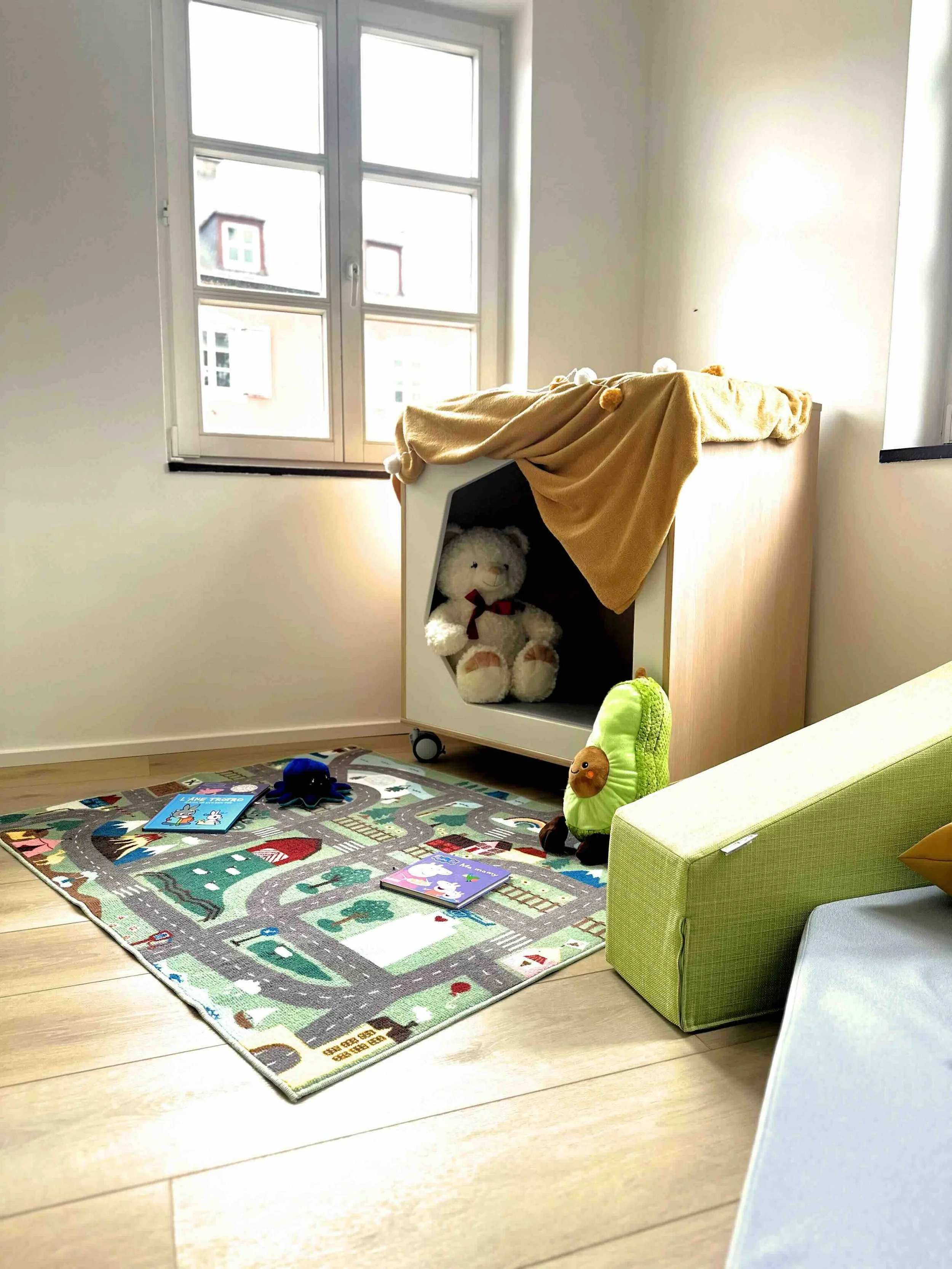 cabanne tapis route creche les mousquetaires.jpeg