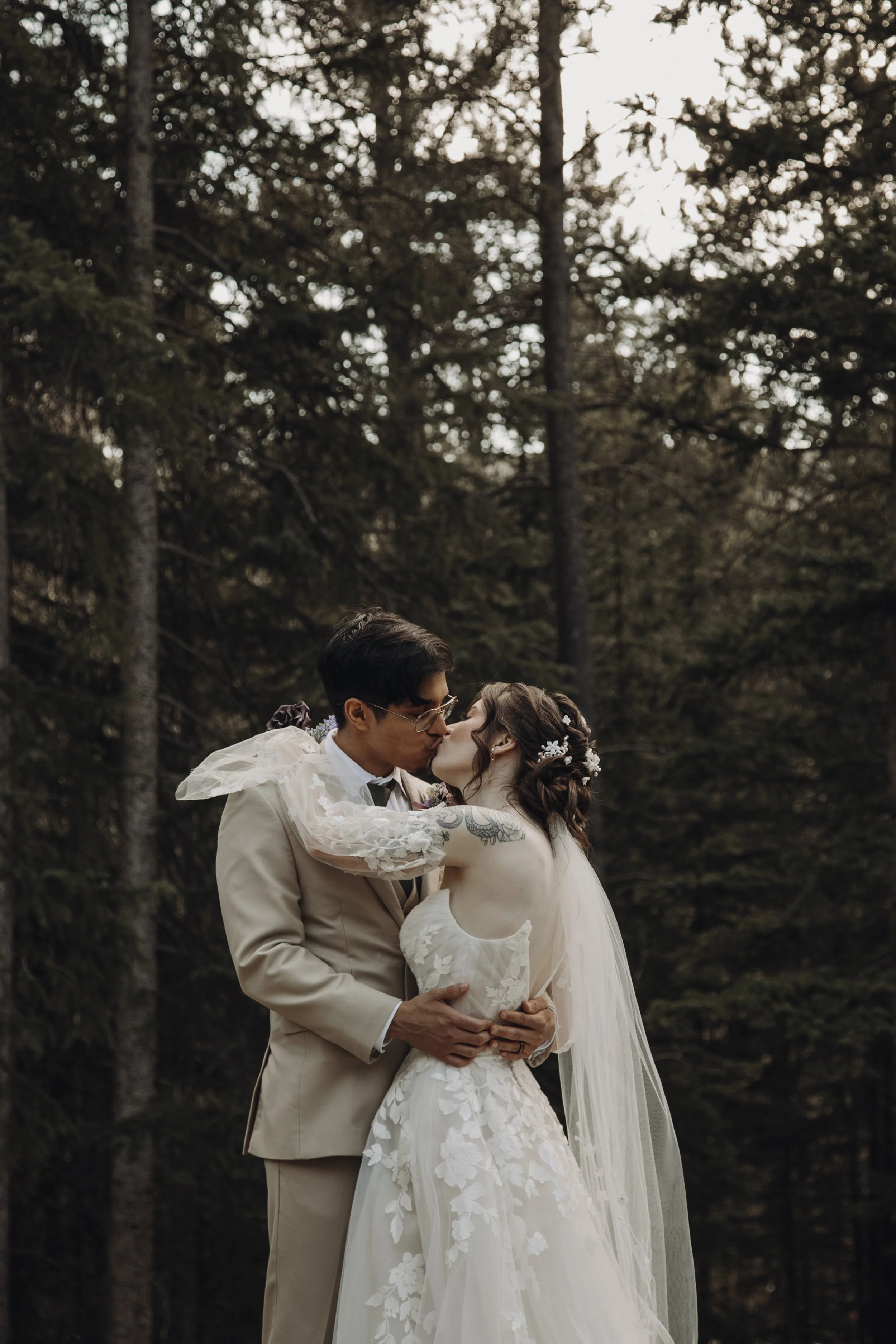 FW Highschool Sweethearts Zenna & Ricardo's Destination Wedding Day in Breckenridge, CO