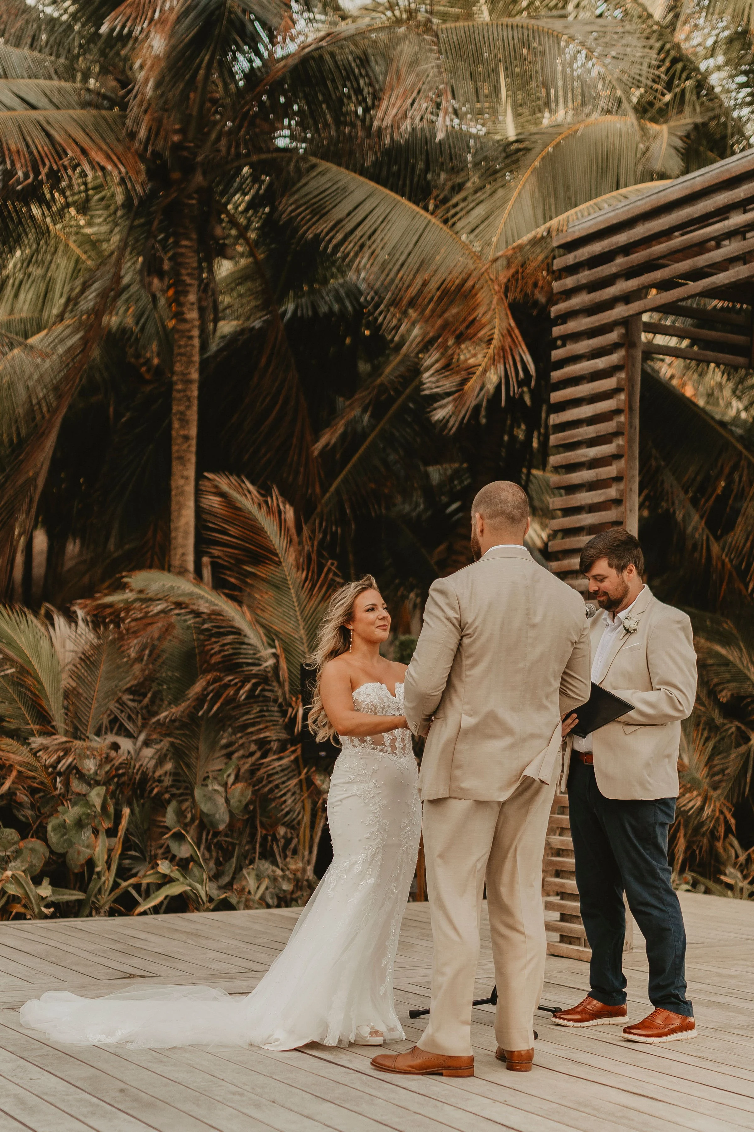 Mr.&Mrs.King'sWeddingDay-318.jpg