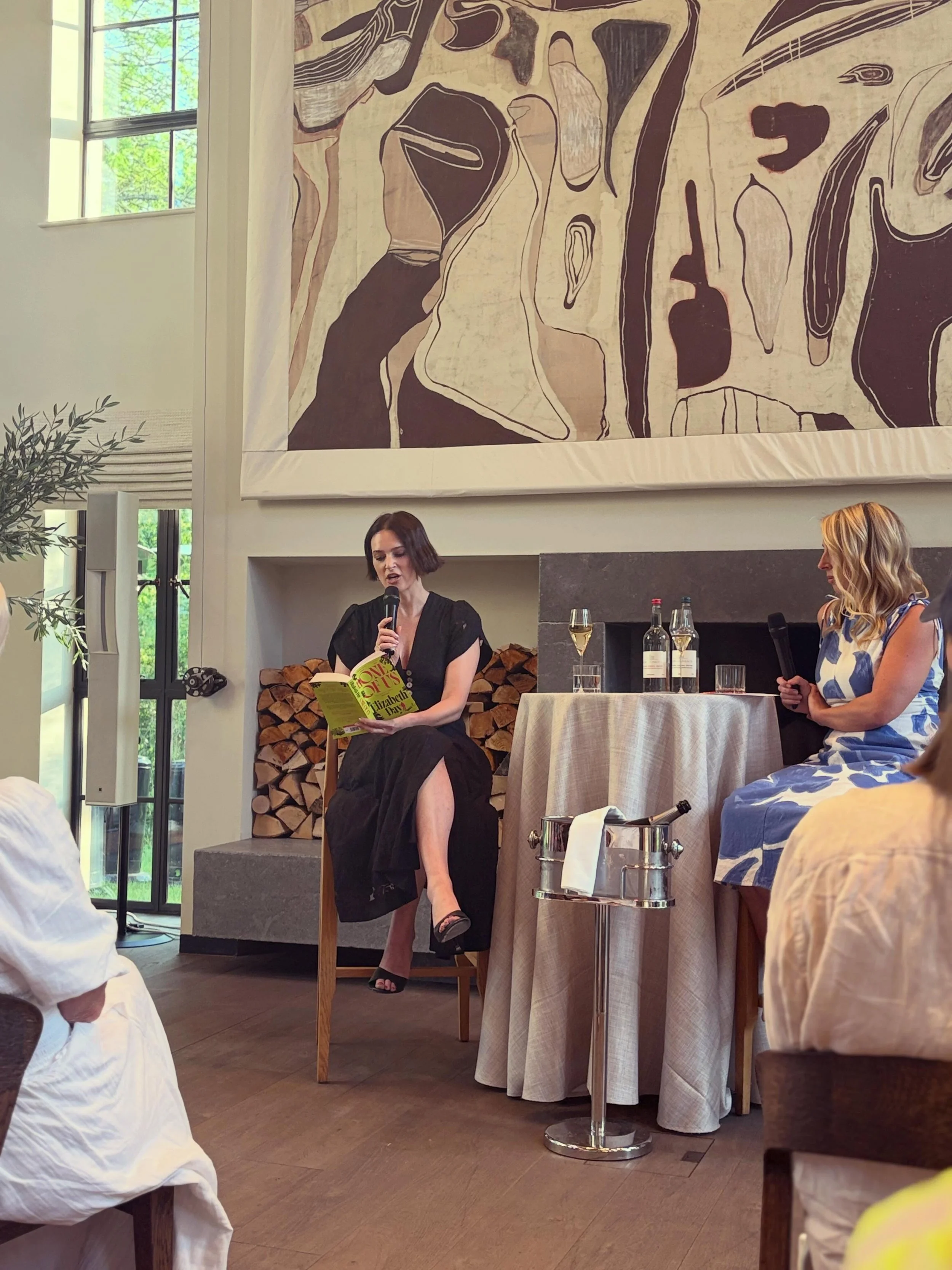 ✨ @elizabday&rsquo;s Book Club @estellemanor. They say you shouldn&rsquo;t meet your heroes, but this one&rsquo;s an absolute keeper. 

I loved every moment of listening to Elizabeth speak about her latest book, One of Us; a multi-voice narrative, an