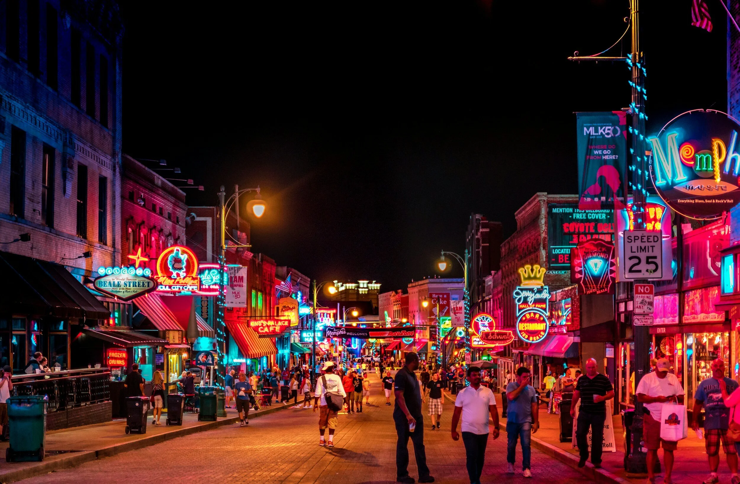 Memphis Beale Street, home of pork BBQ
