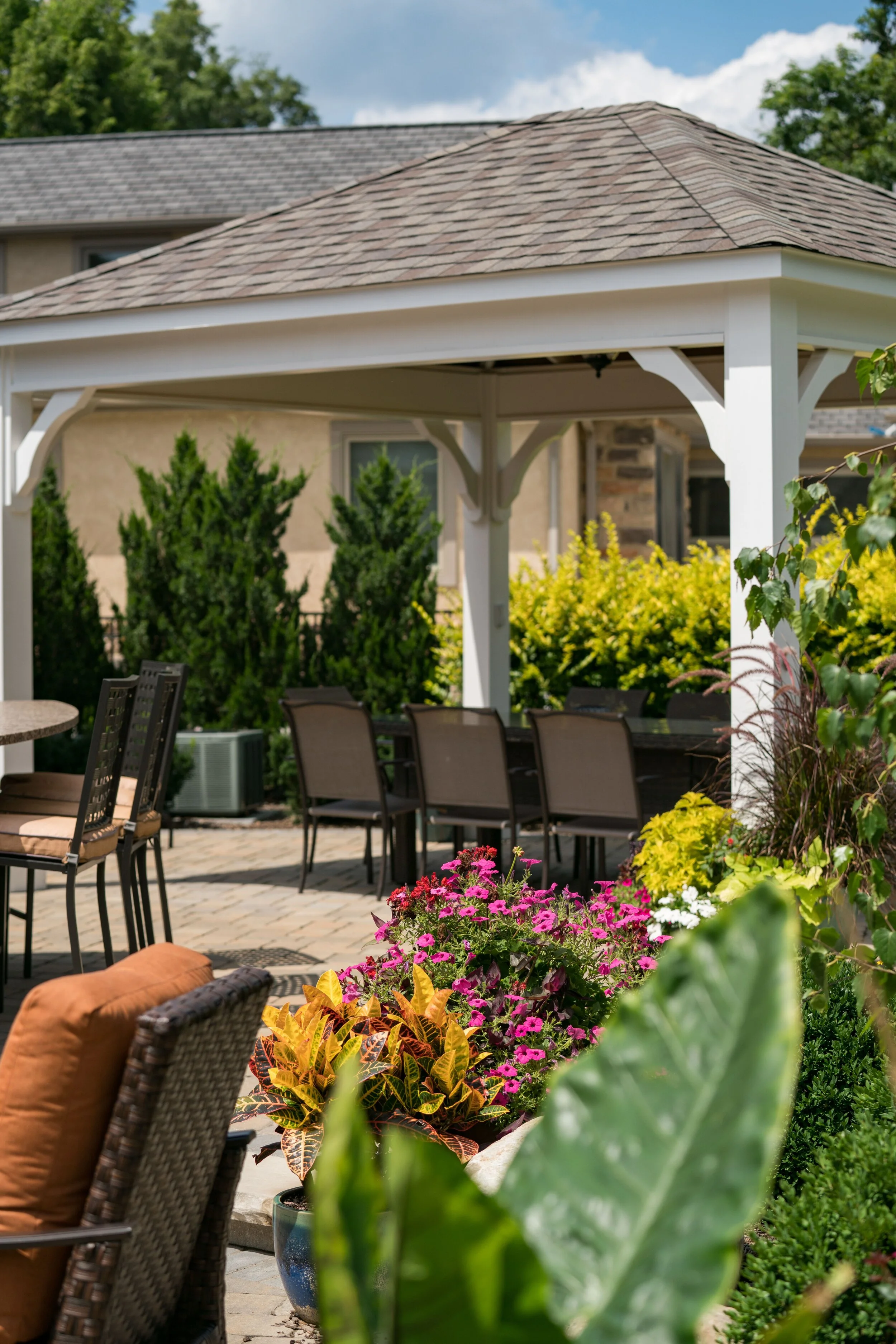 Creating Spacious and Airy Outdoor Living Spaces in Powell and Lewis Center OH Areas