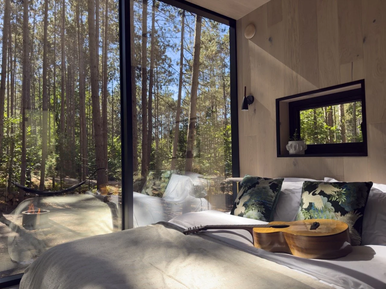 GUITAR_BED_IMG_6130 Large.jpeg