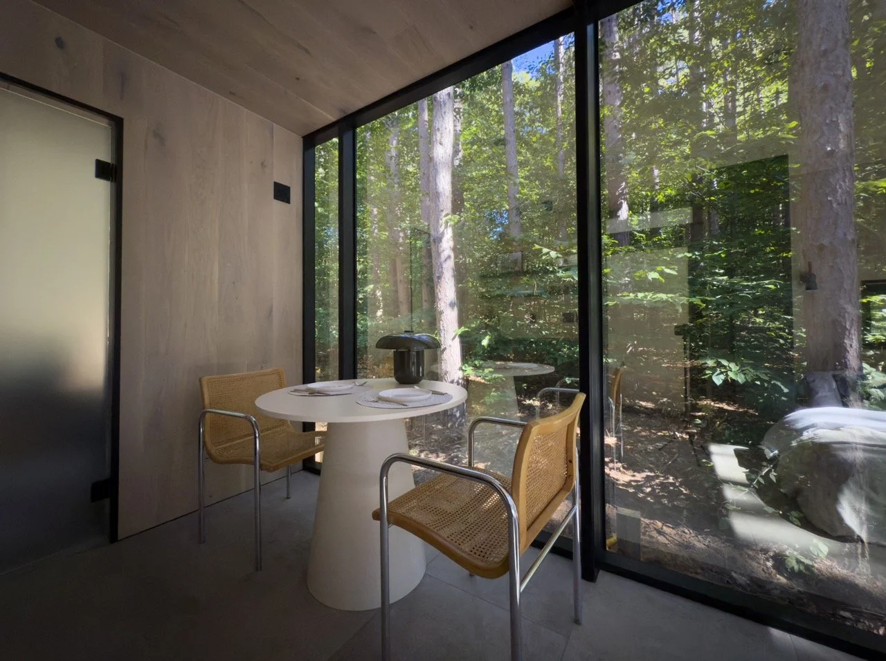 TABLE_WIDE_WINDOWS_IMG_6168 Large.jpeg