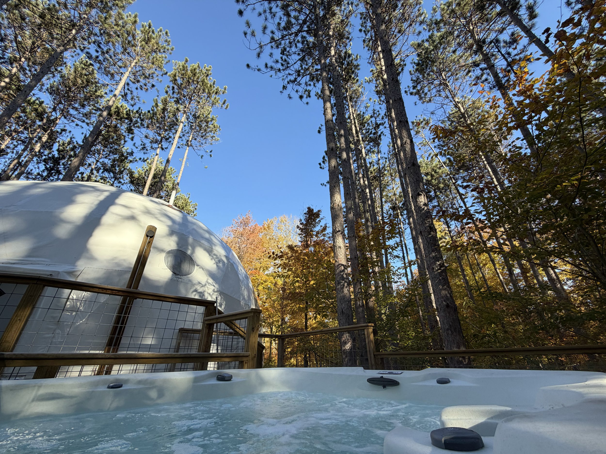 Aurora_Fall Hot Tub.jpeg