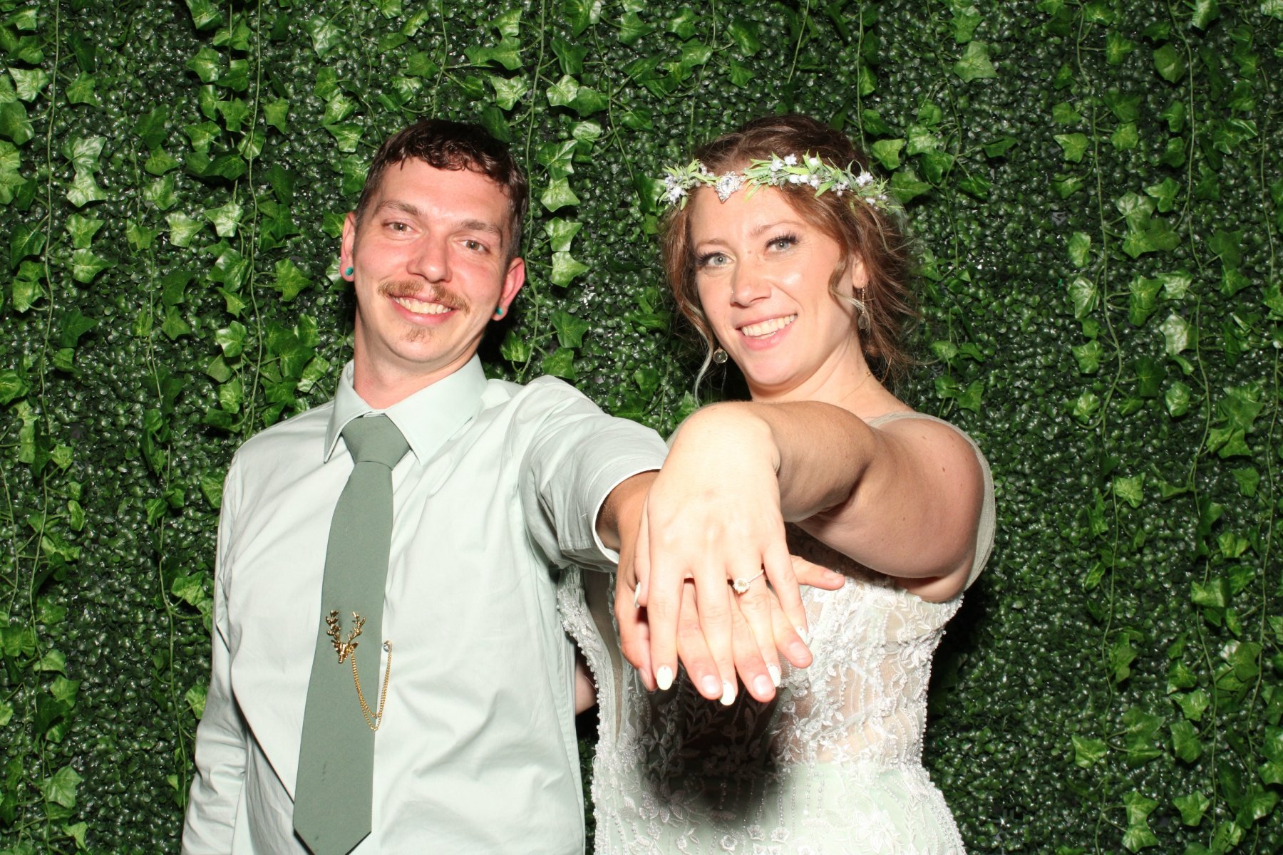 Green Ivy Wall *Premium Backdrop*