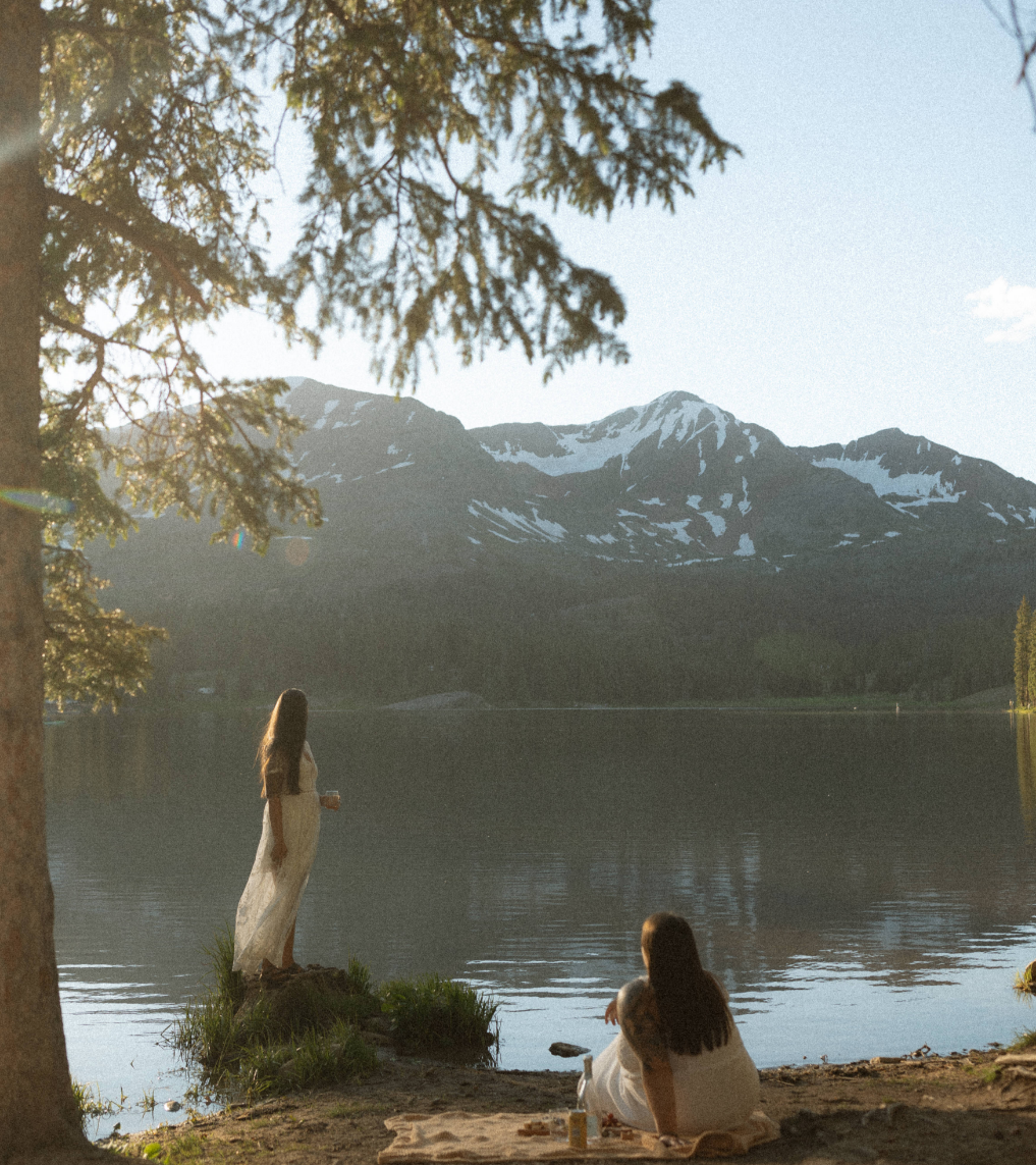 mikenzie-and-kelly-at-lake-erwin-colorado-PhotosByGayle-173.png