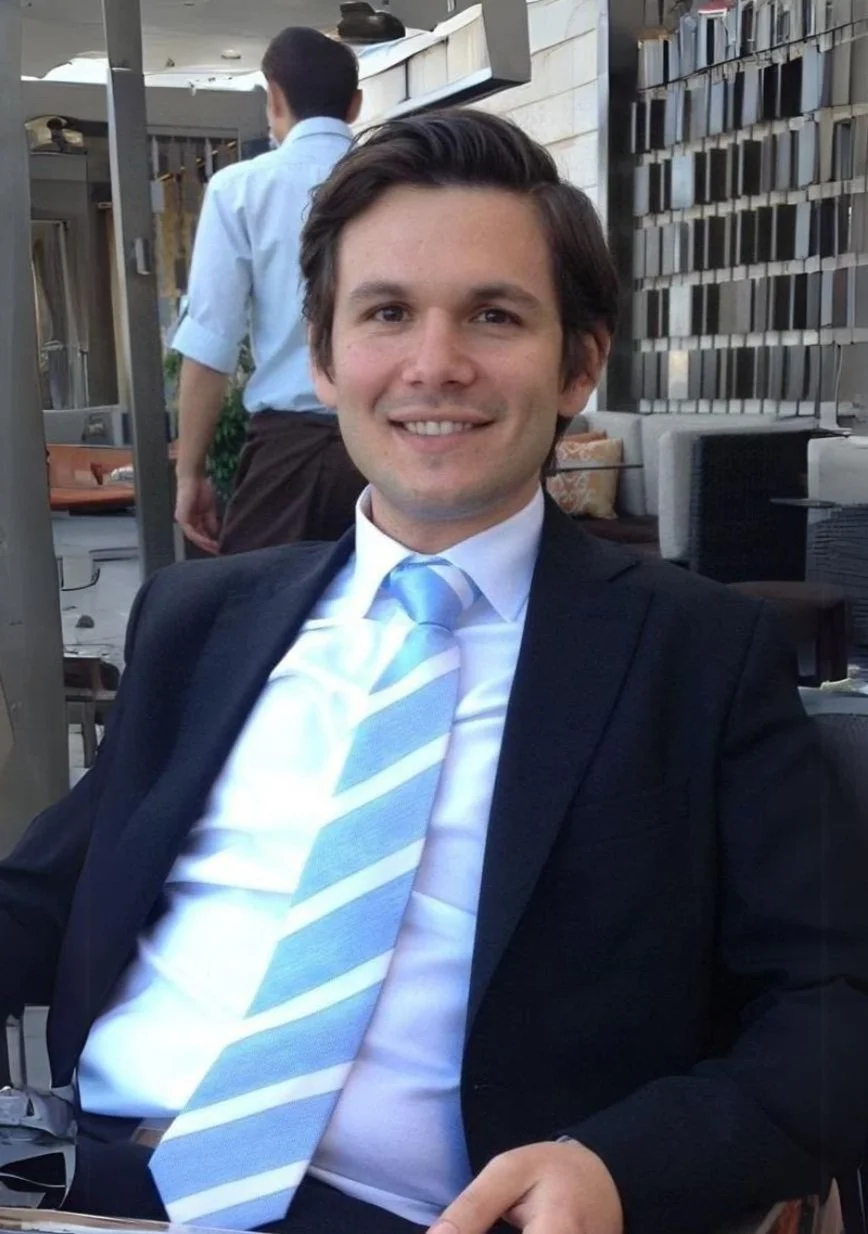 Agrega un título.jpg