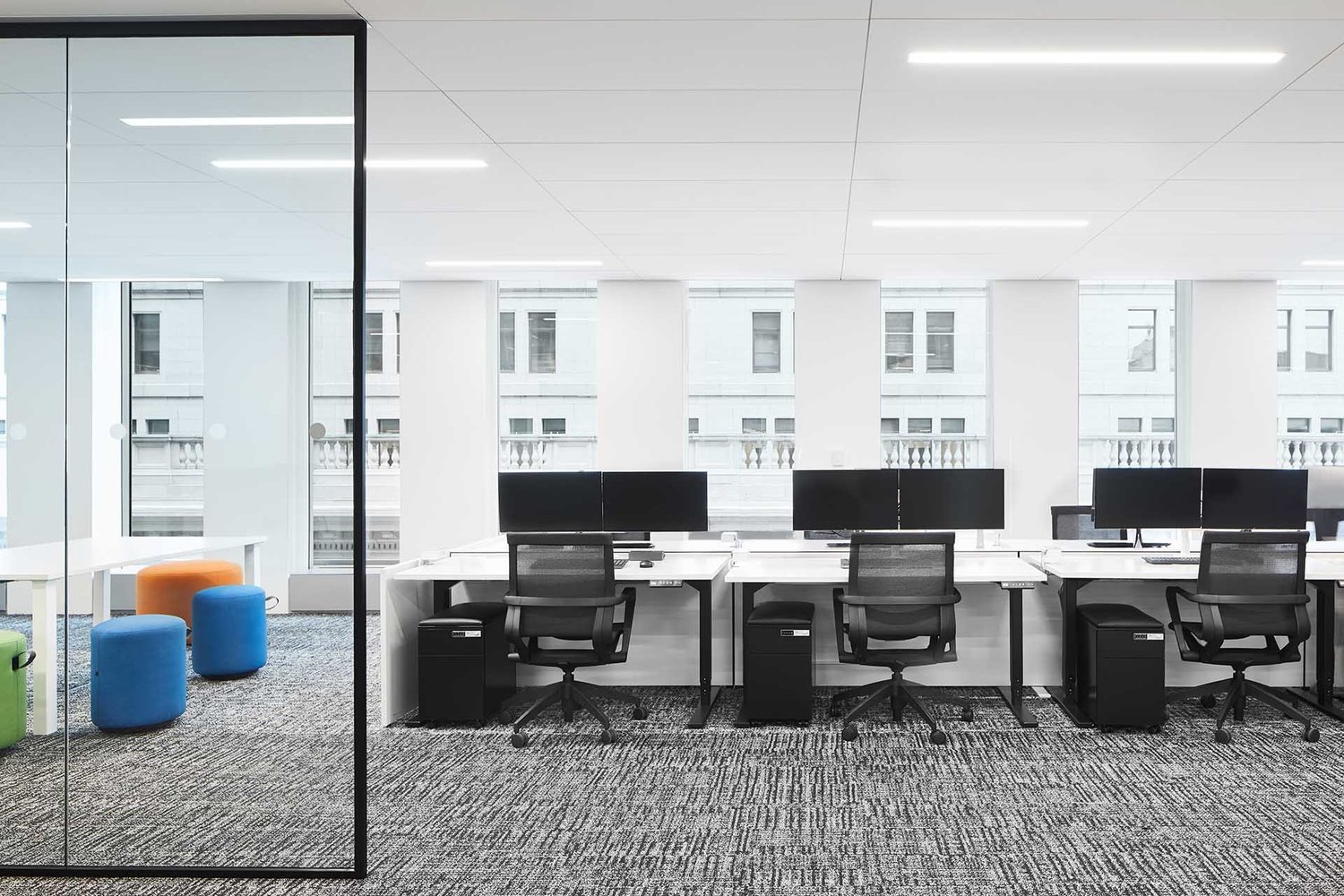 Equipement+de+bureau+Joliette+-+Chaise+ergonomique+-Artopex_Hanso_ergonomie.jpg