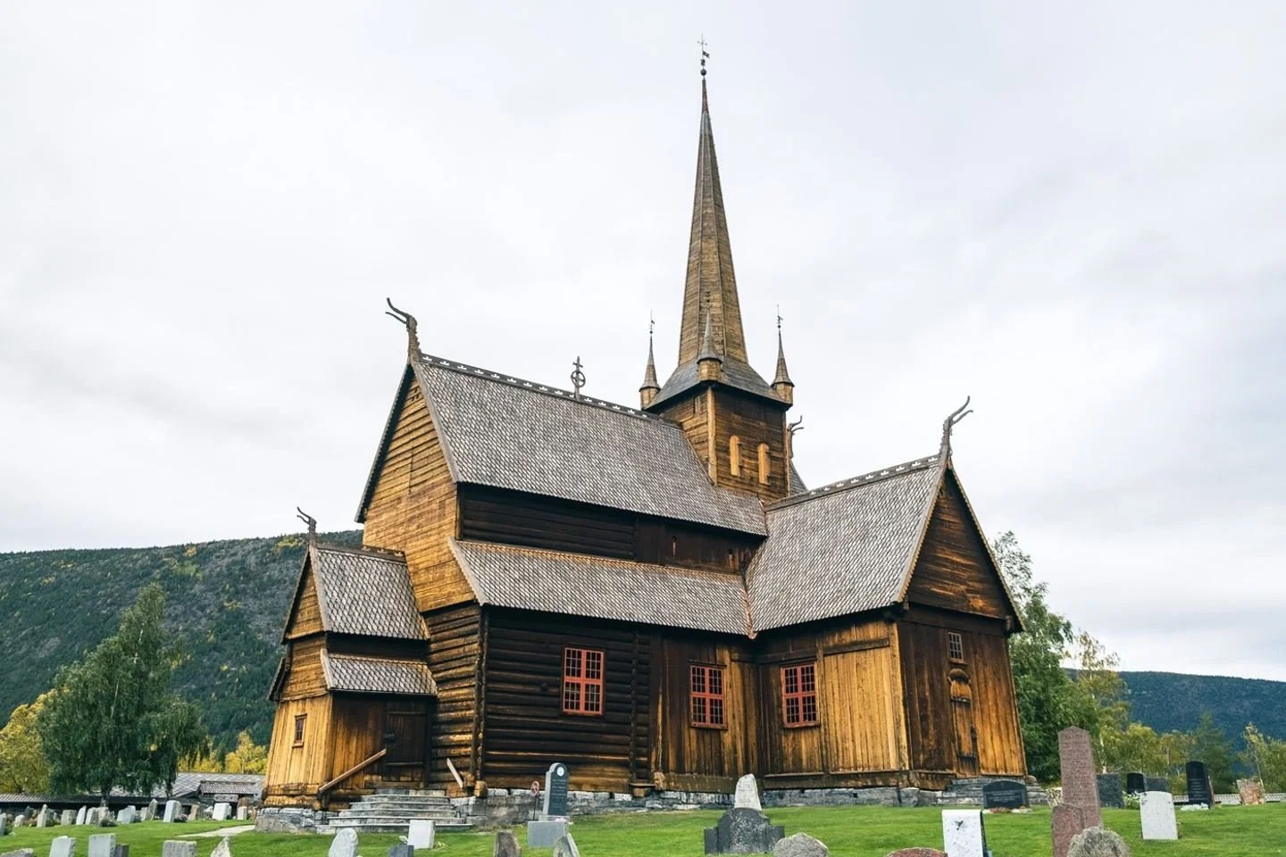 Lom stave church-1-1.jpg