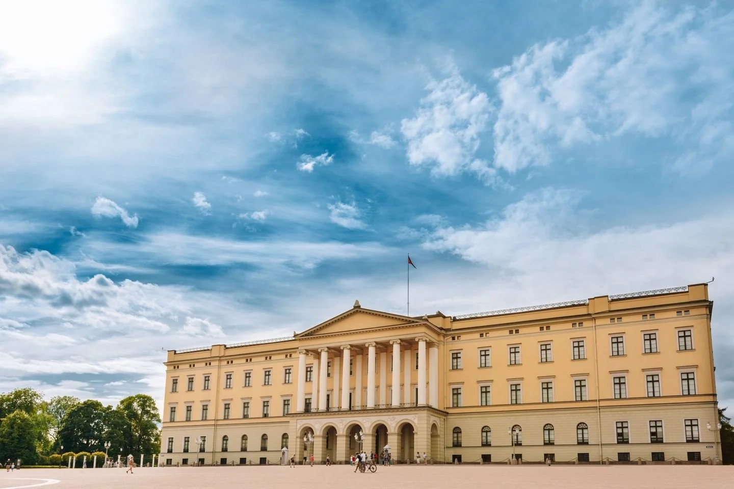 Oslo Royal Palace.jpg