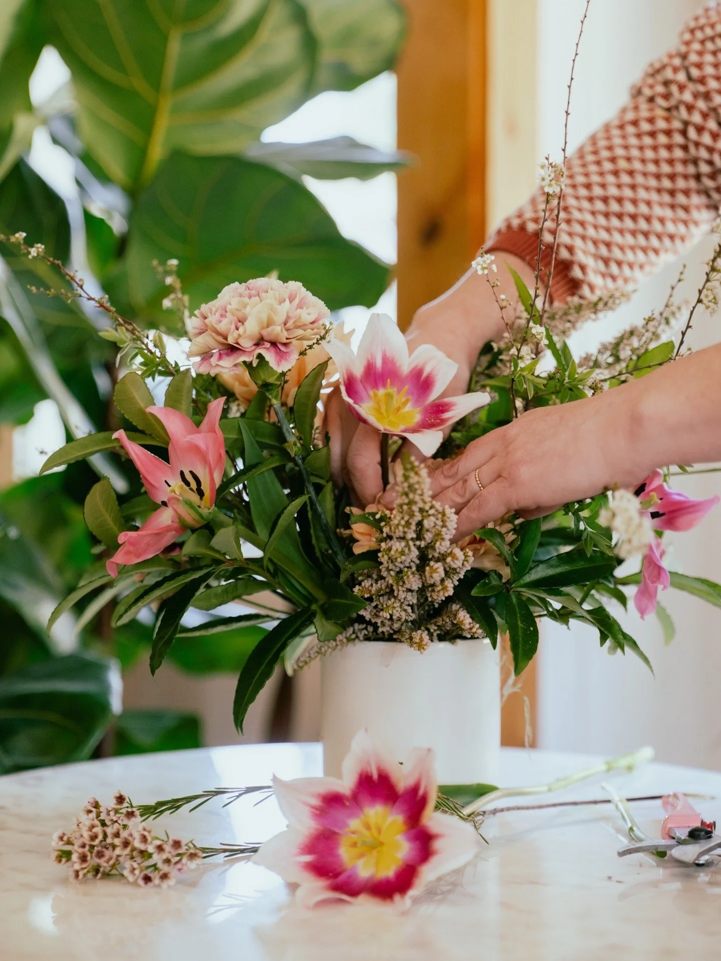 MOTHER’S DAY FLORAL ARRANGEMENT CLASS