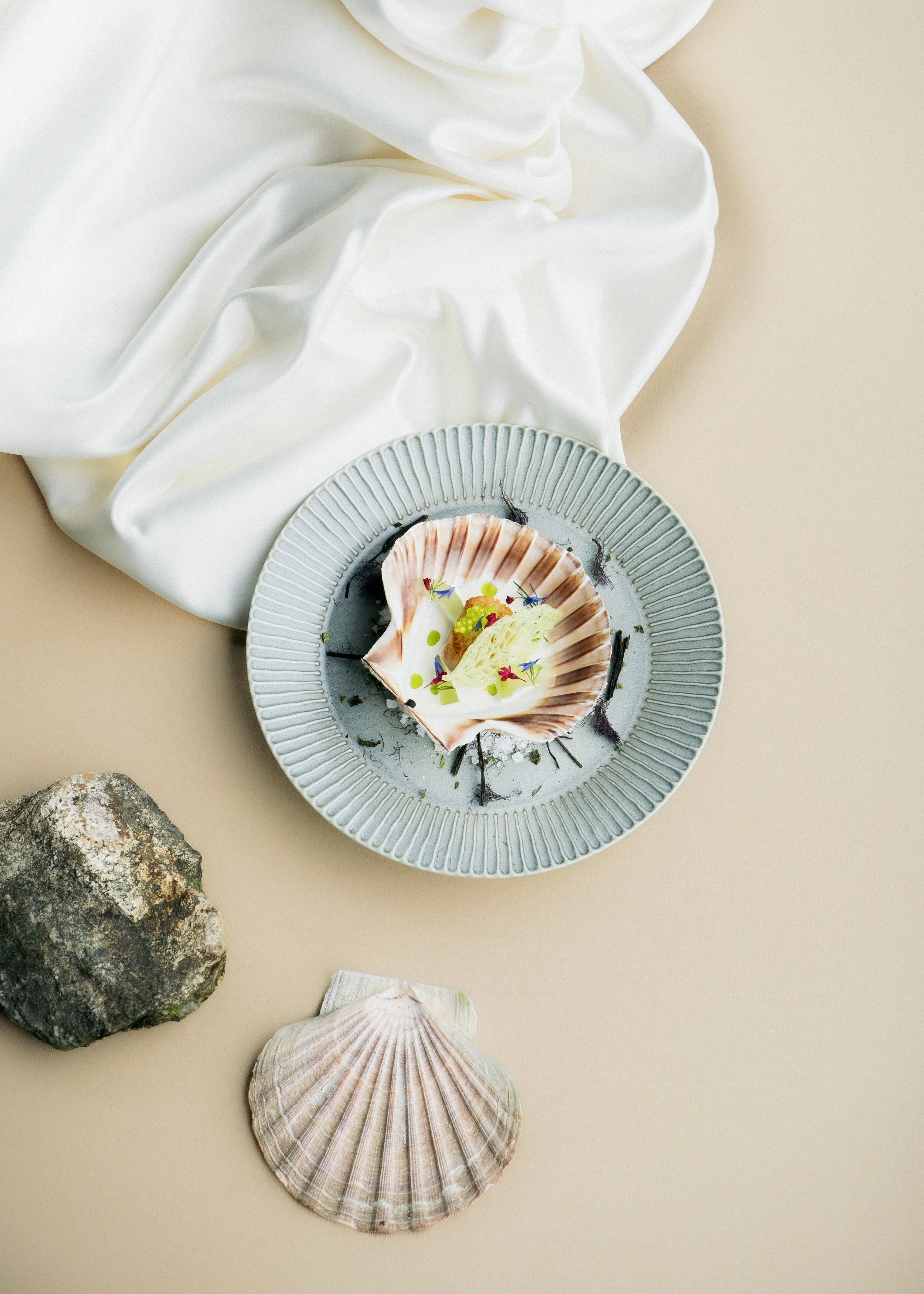 Restaurantfoto og matstyling som gir sterk visuell markedsføring for Ulriken 643.