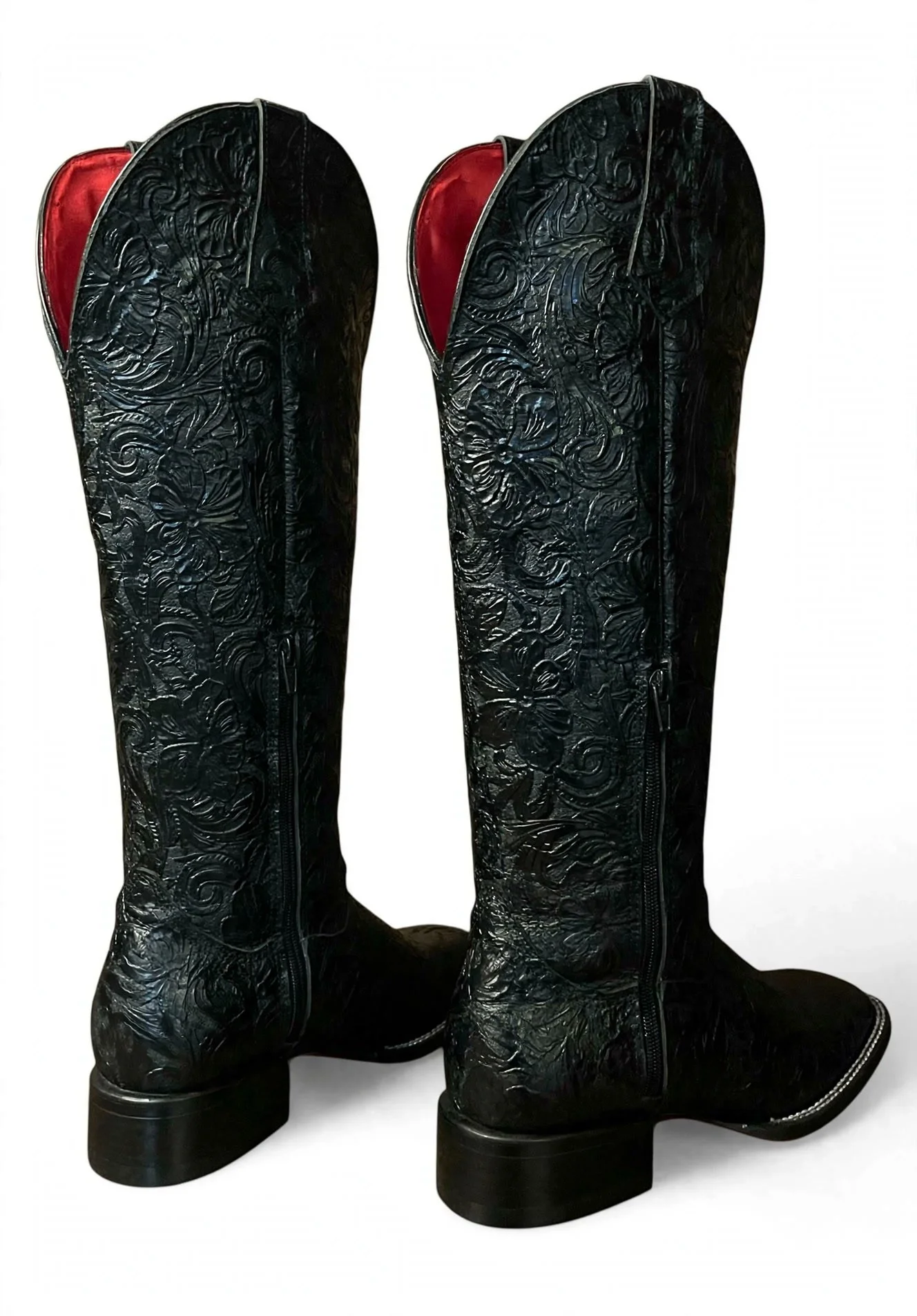 black-tooled-angle-back.jpg