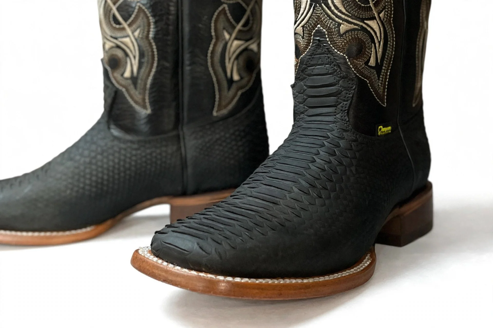 mens-python-black-detail.jpg