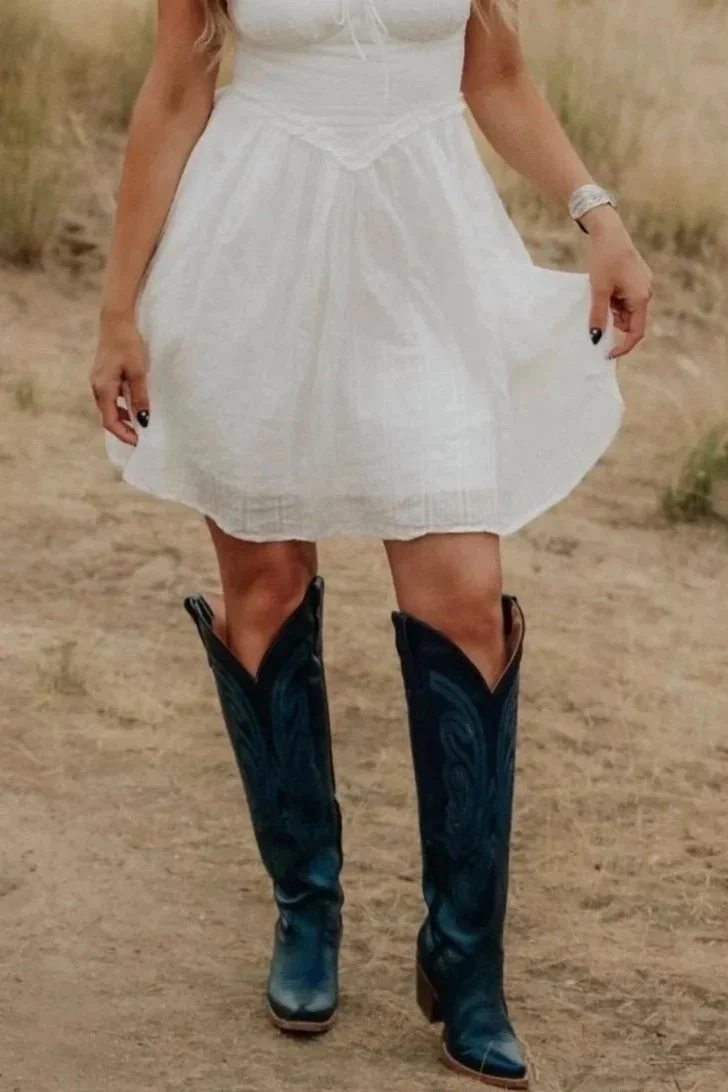 boot%2Bmodel%2B2.jpg