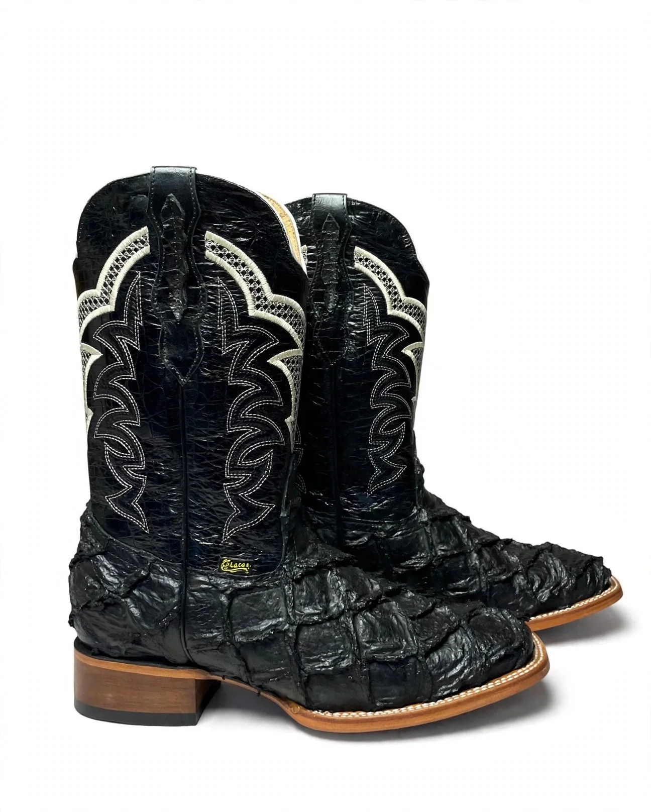 mens-pirarucu-black-side.jpg