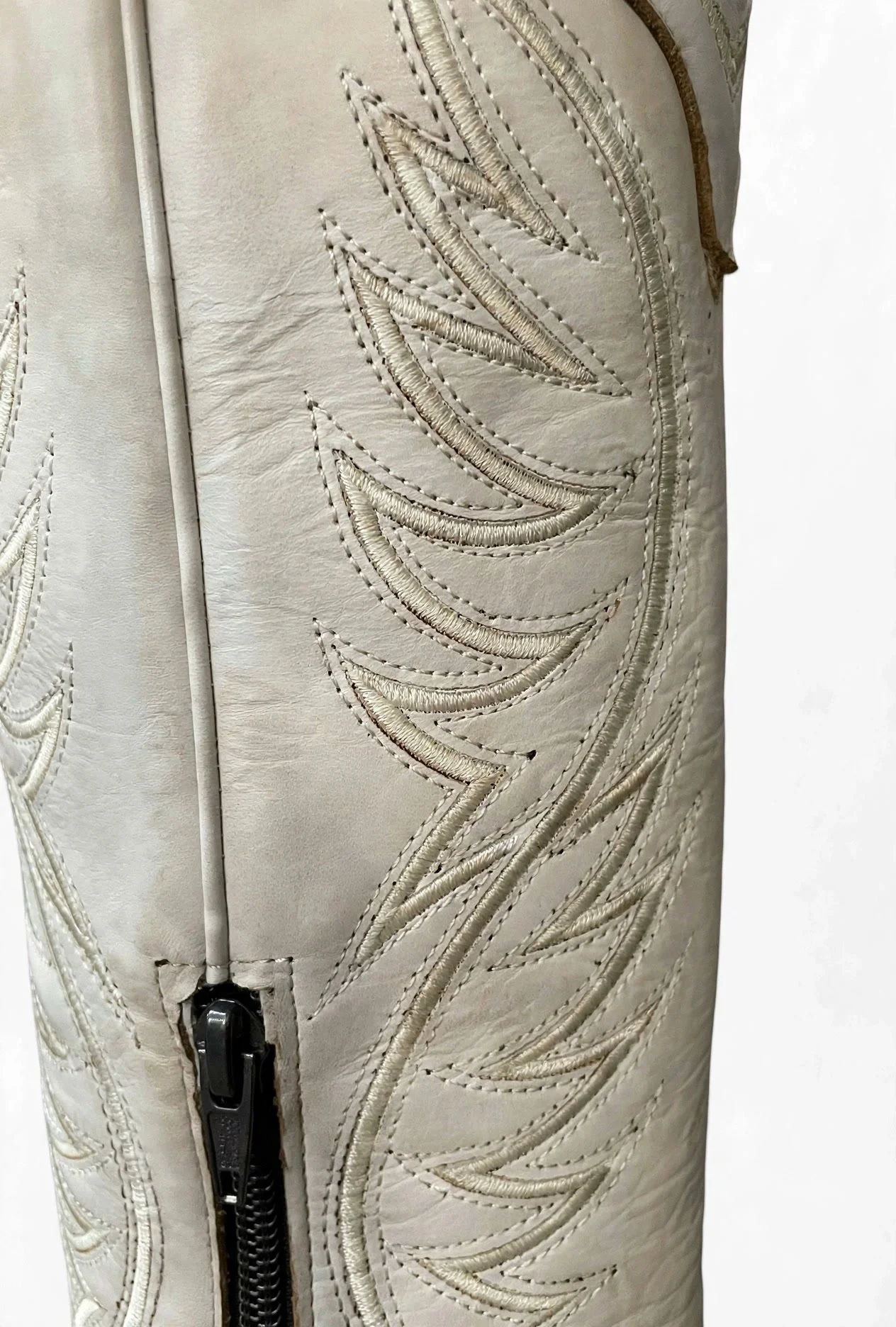 cream-white-detail.jpg