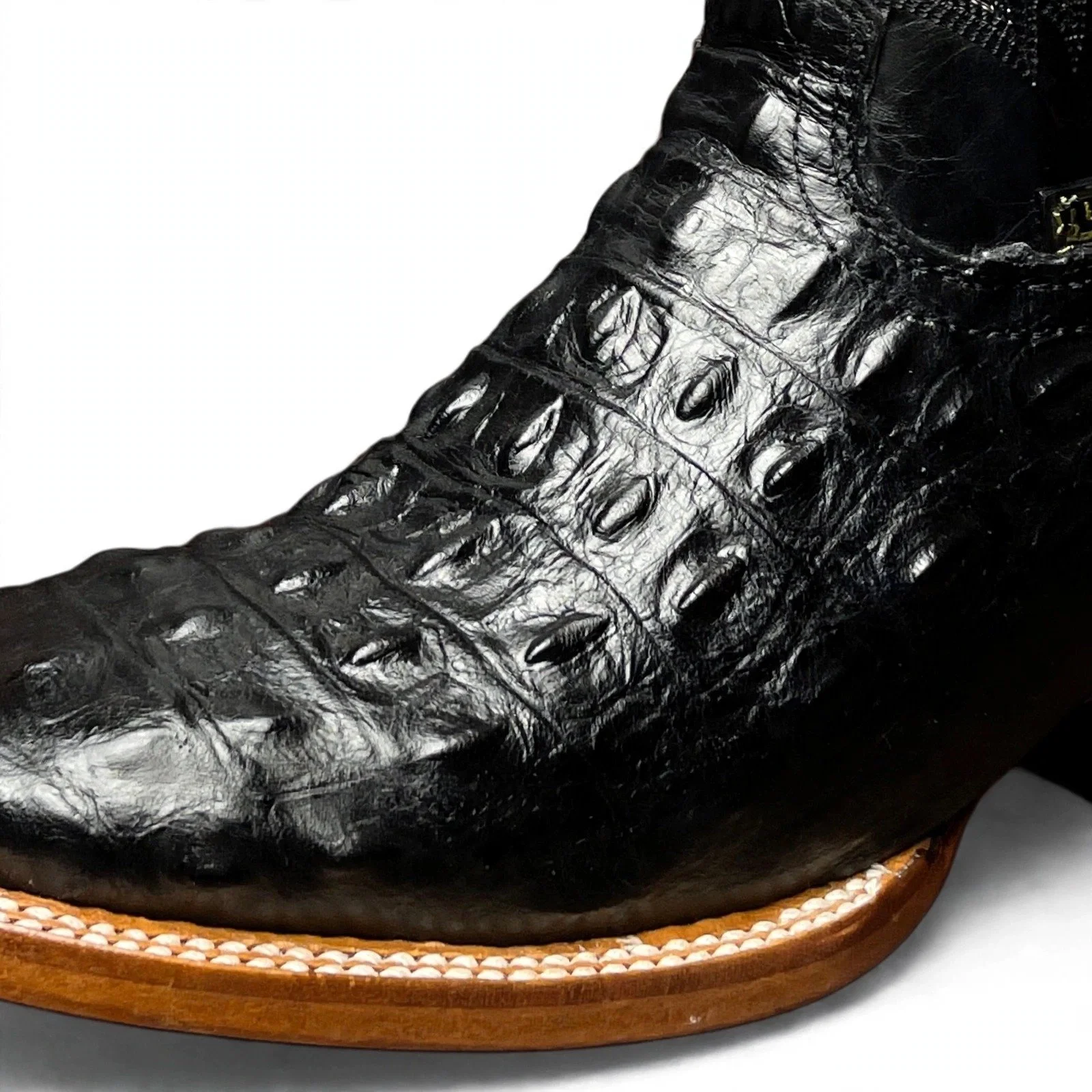black-nilo-detail.jpg